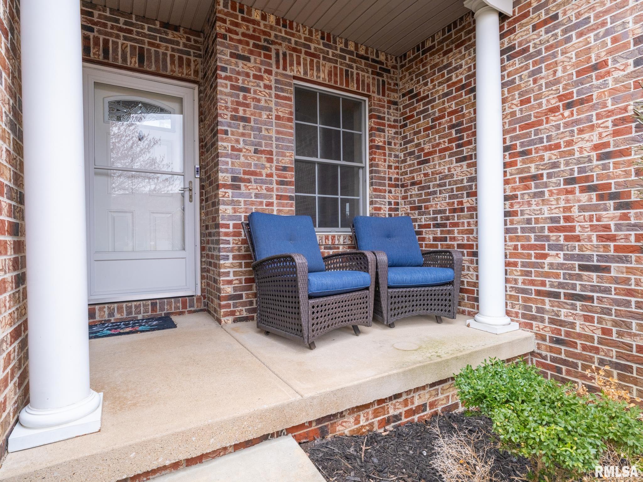 11518 N BROOKLYN Place