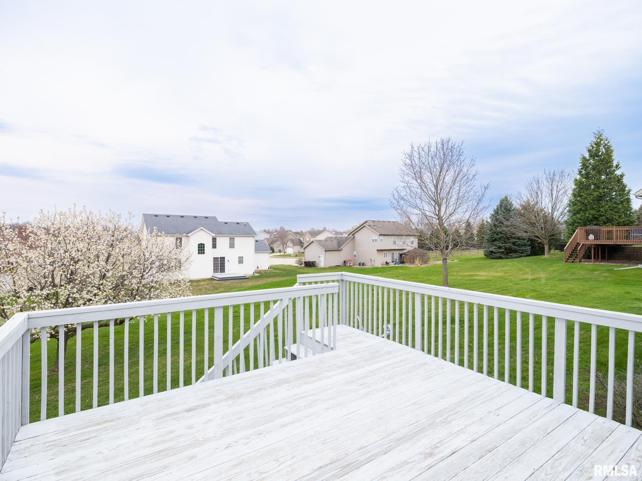 11518 N BROOKLYN Place