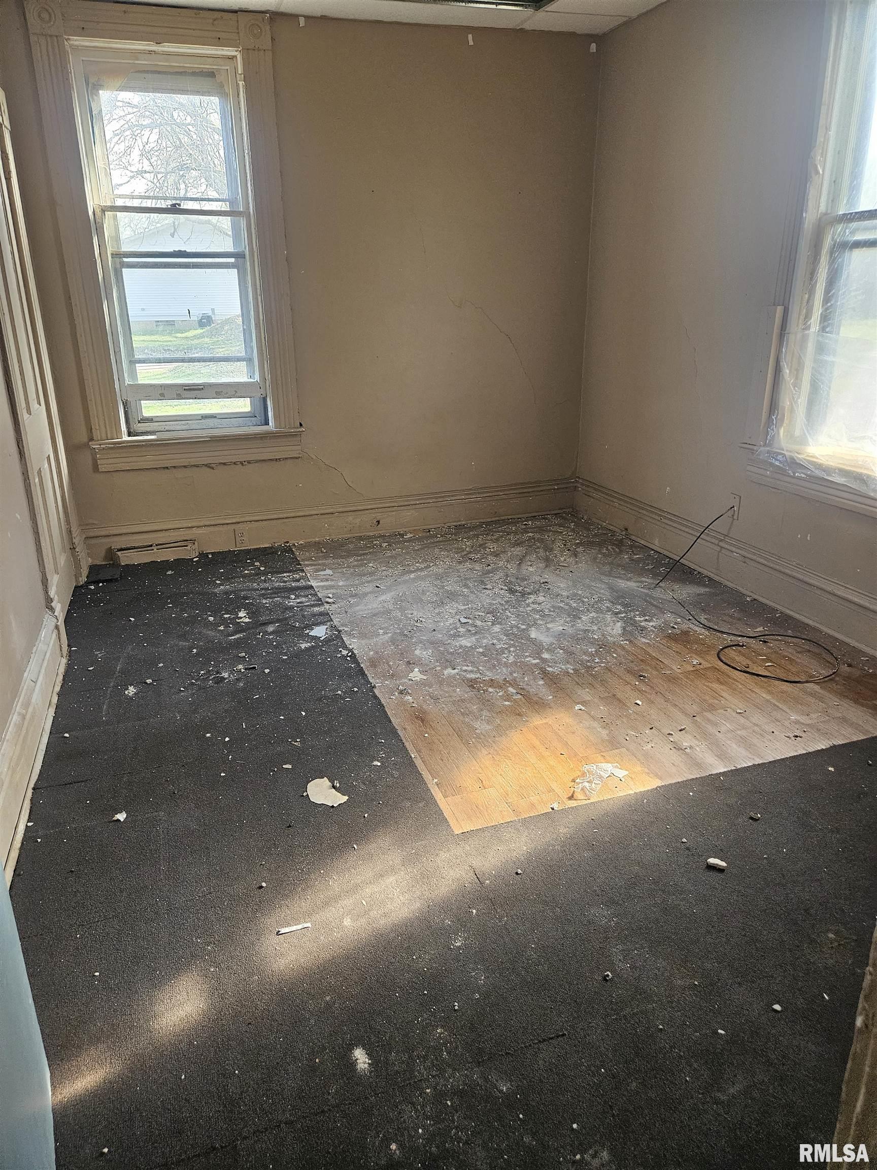 123 S SARATOGA Street