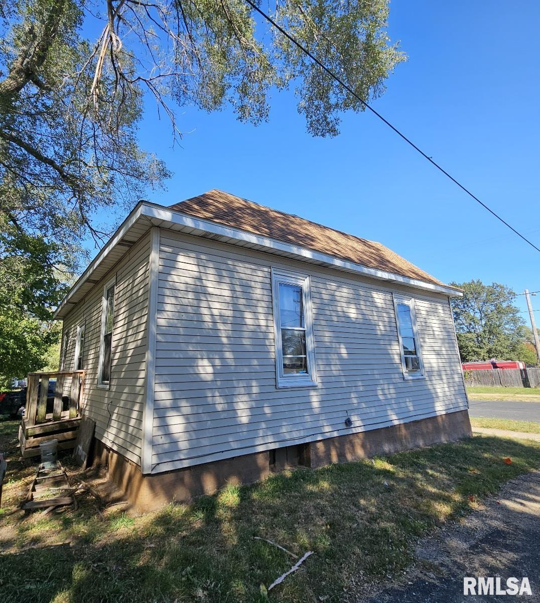 123 S SARATOGA Street