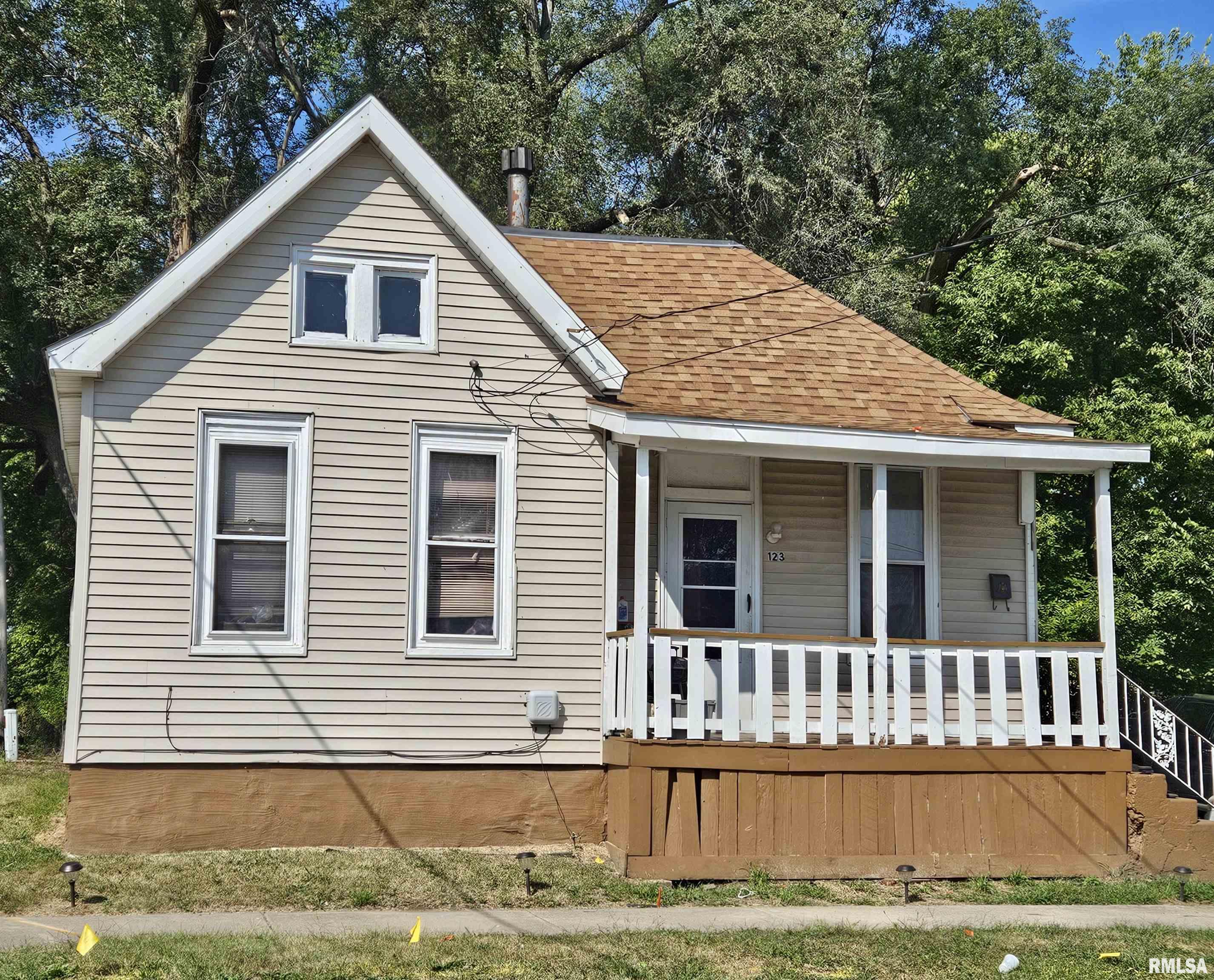 123 S SARATOGA Street