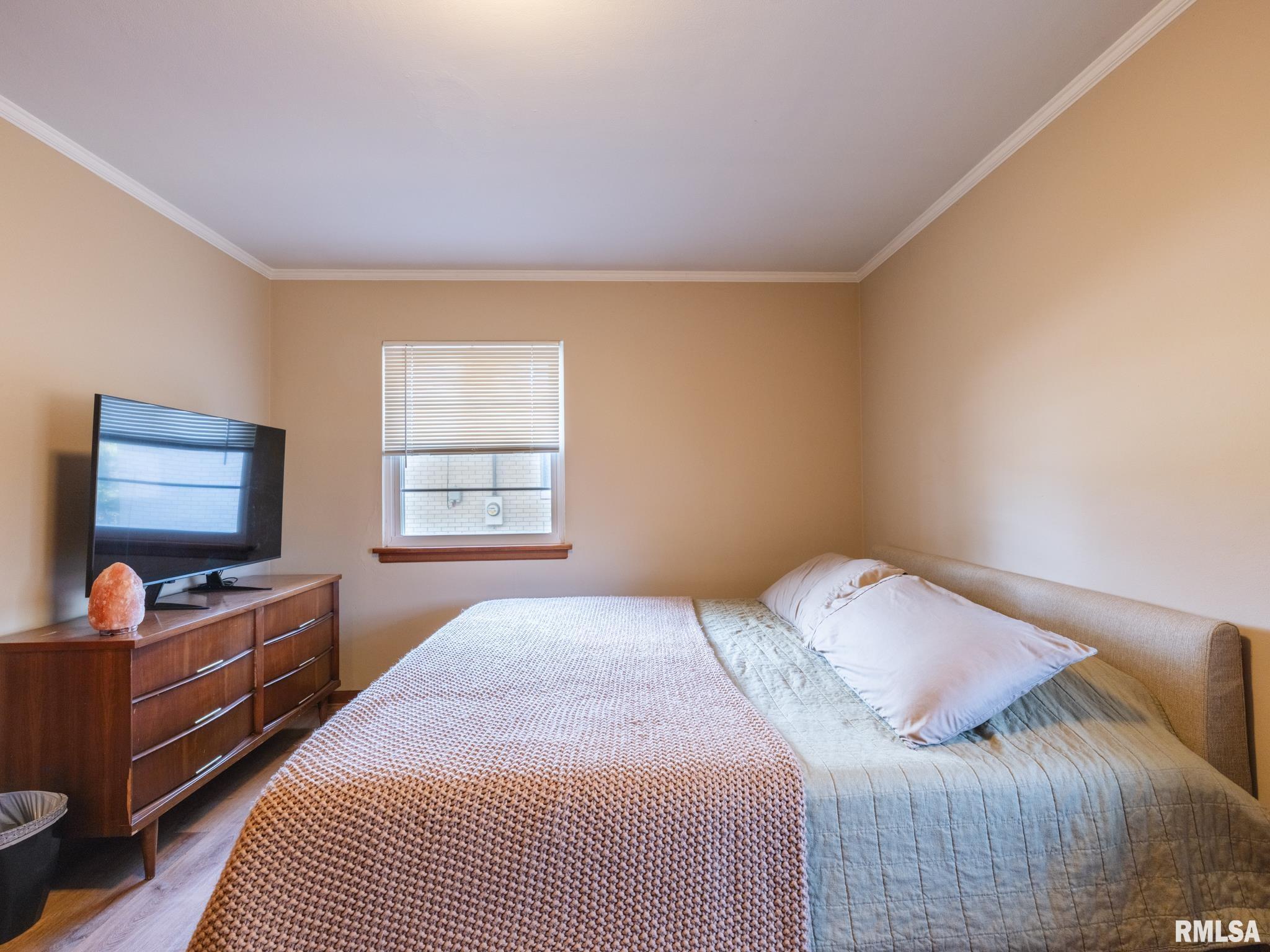 406 S BARNEWOLT Drive