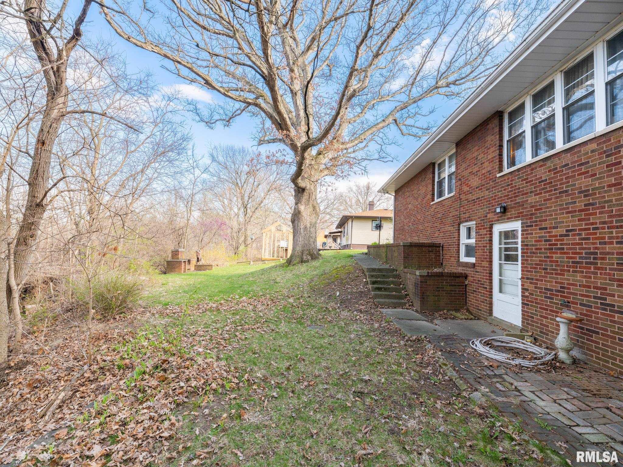 406 S BARNEWOLT Drive