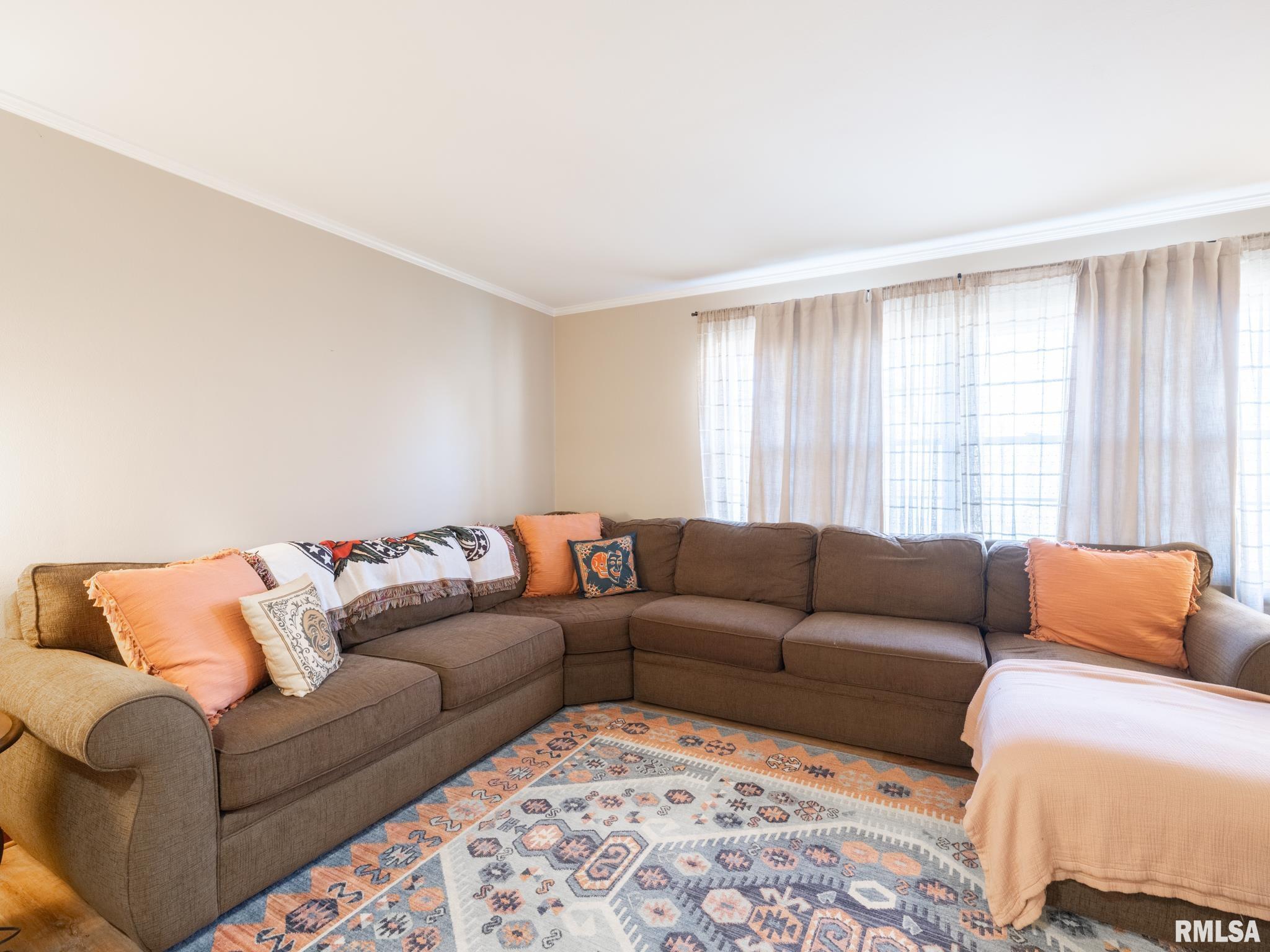 406 S BARNEWOLT Drive