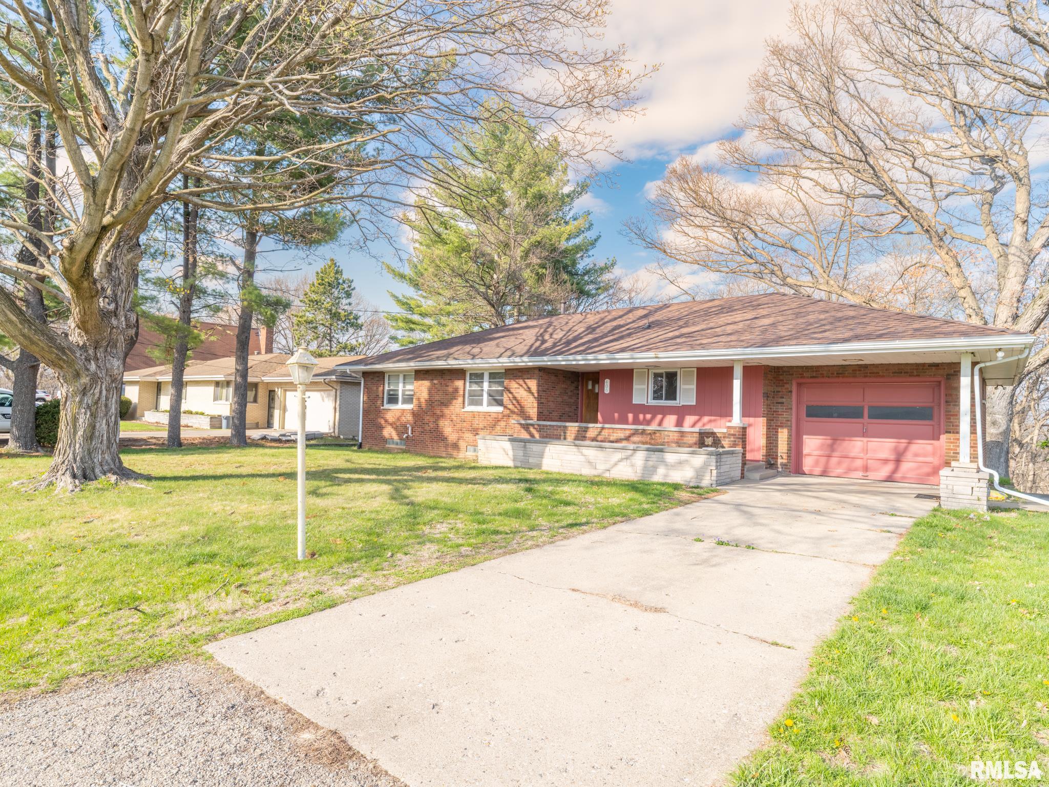 406 S BARNEWOLT Drive