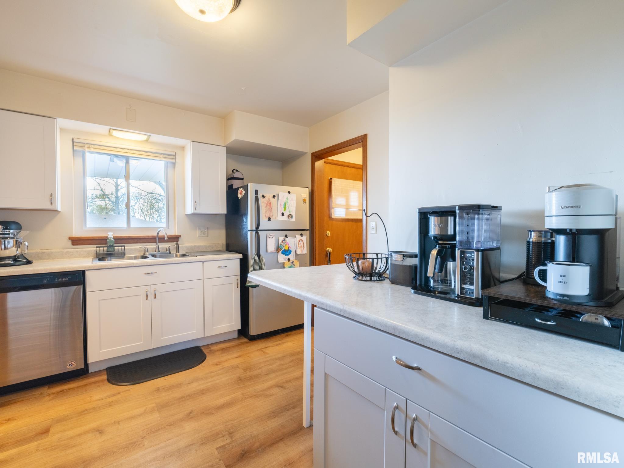 406 S BARNEWOLT Drive