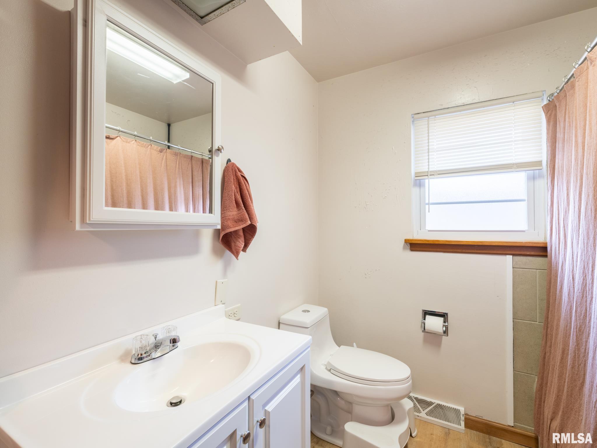 406 S BARNEWOLT Drive