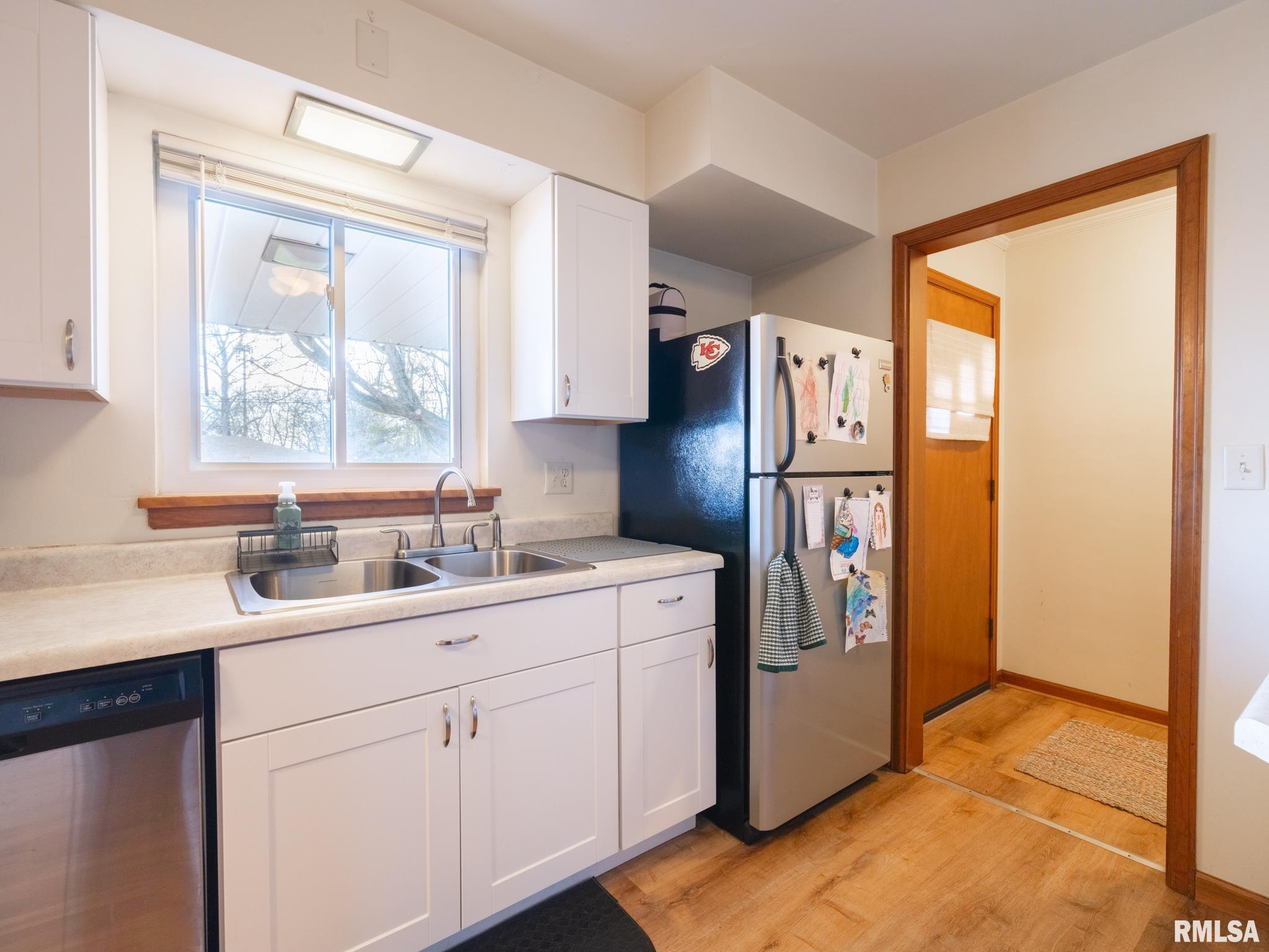 406 S BARNEWOLT Drive