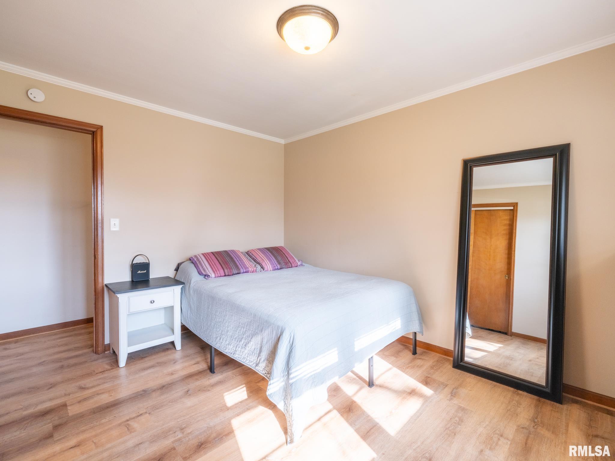 406 S BARNEWOLT Drive