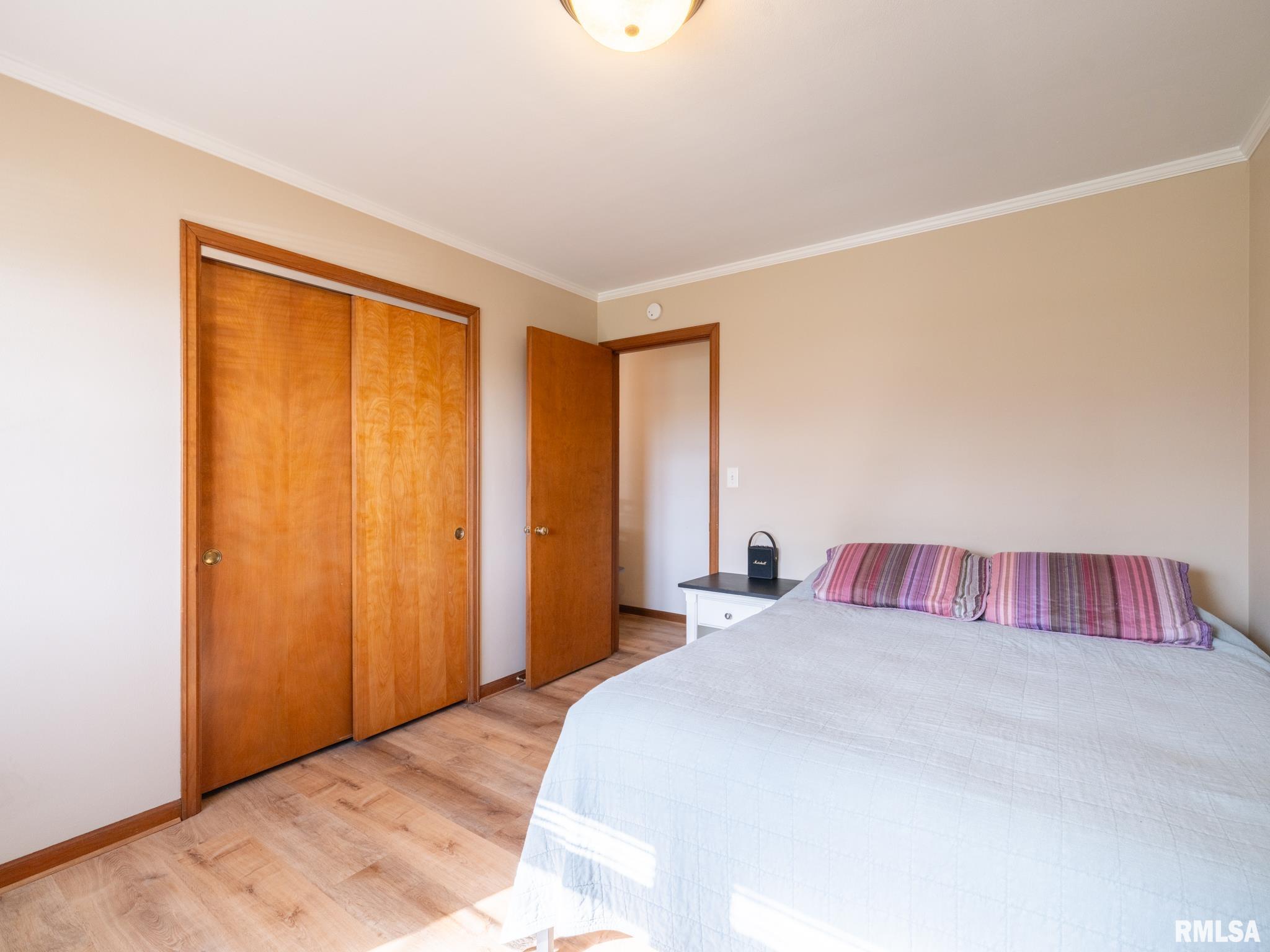 406 S BARNEWOLT Drive