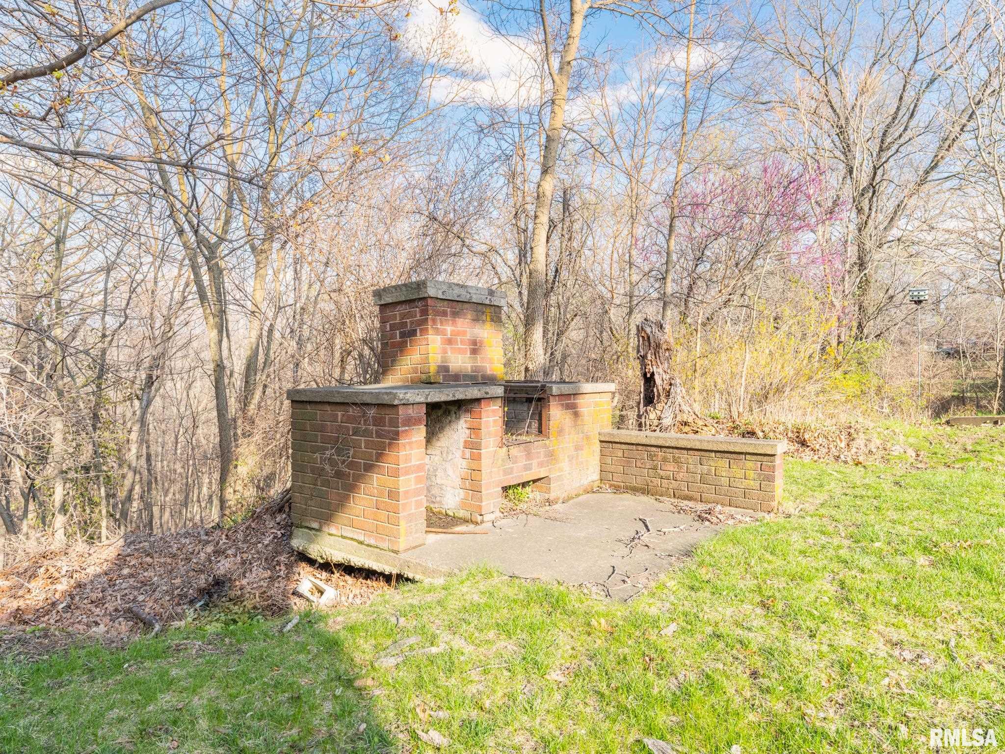 406 S BARNEWOLT Drive