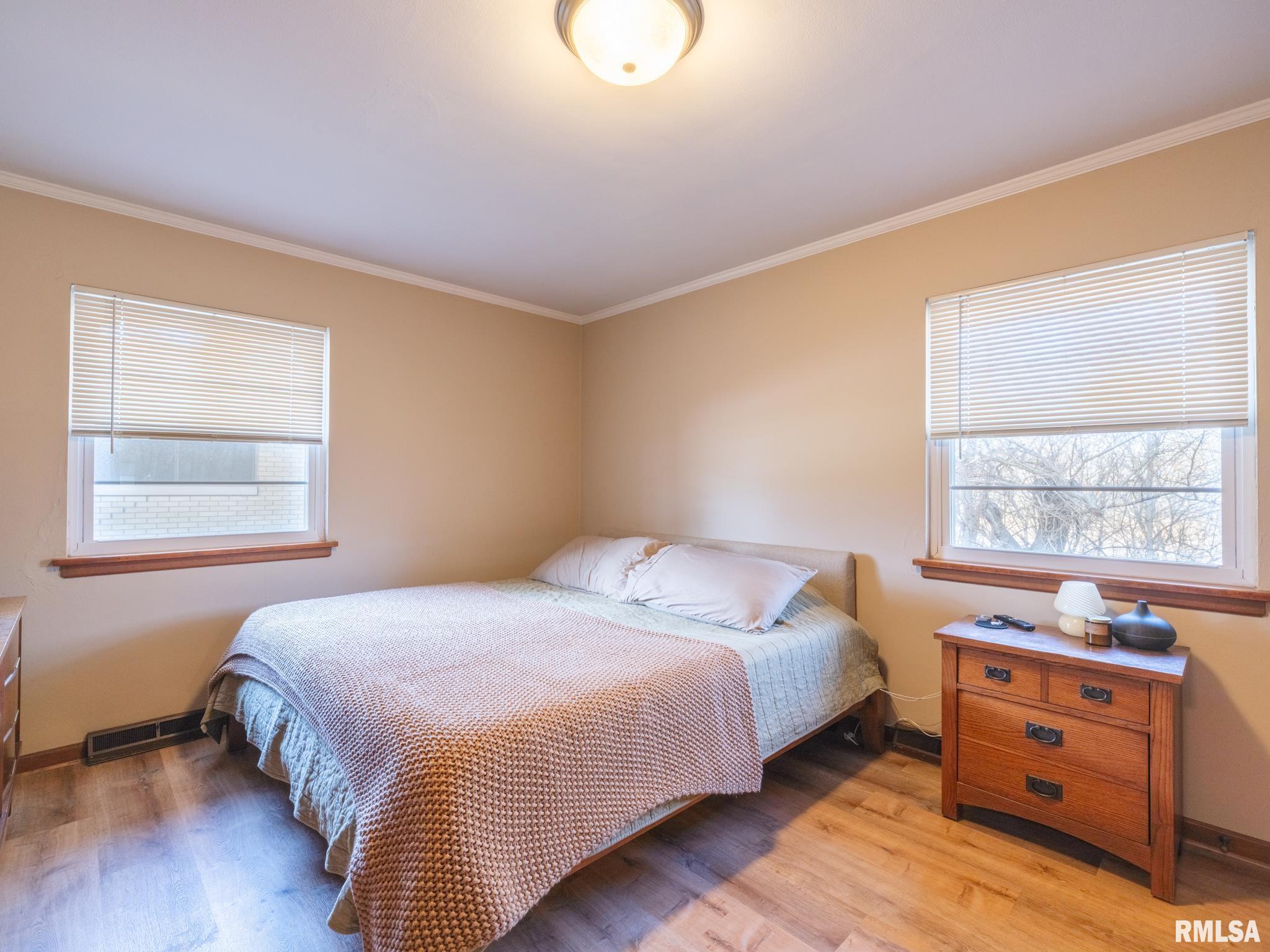 406 S BARNEWOLT Drive