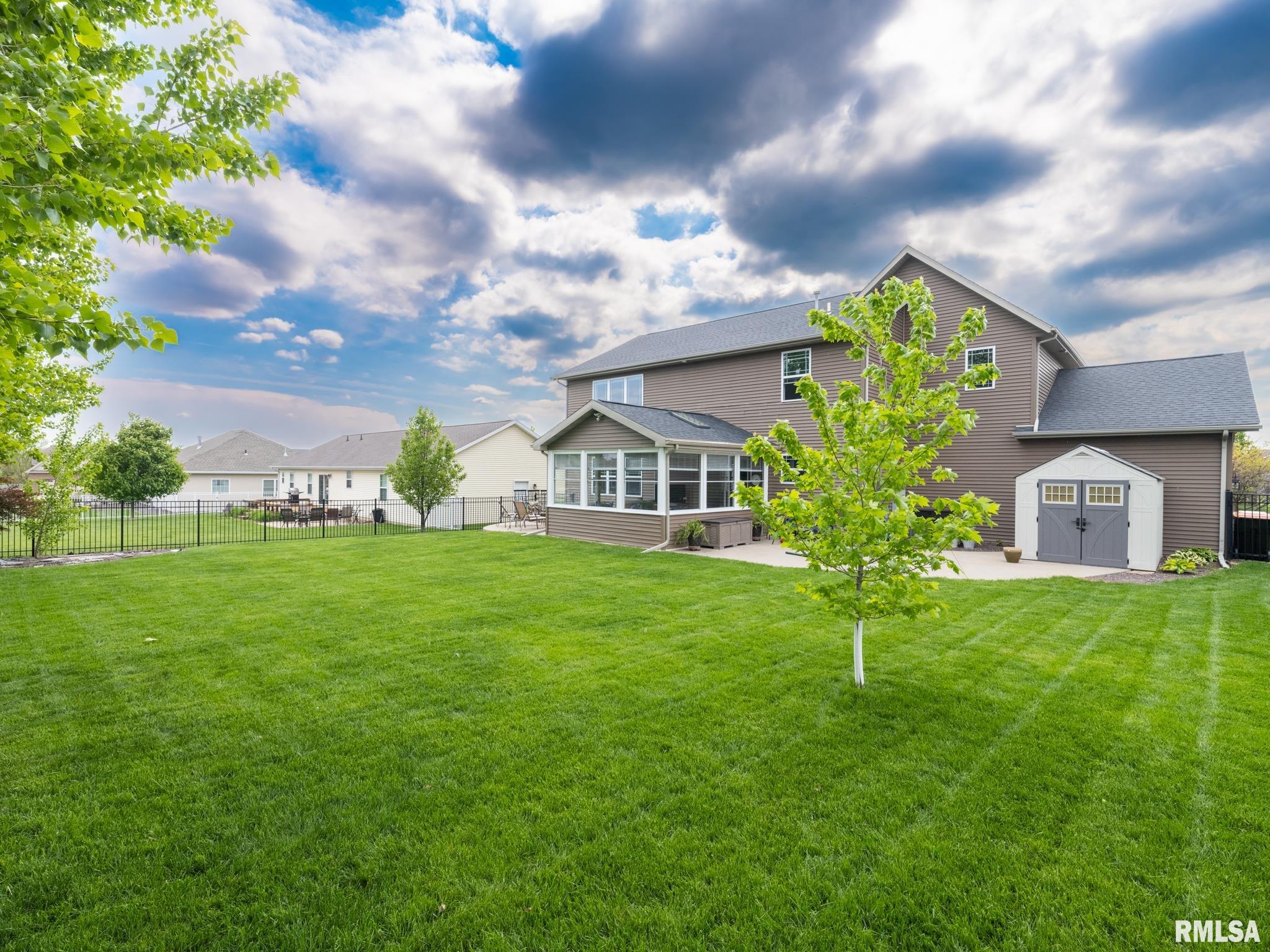 1209 DORCHESTER Court