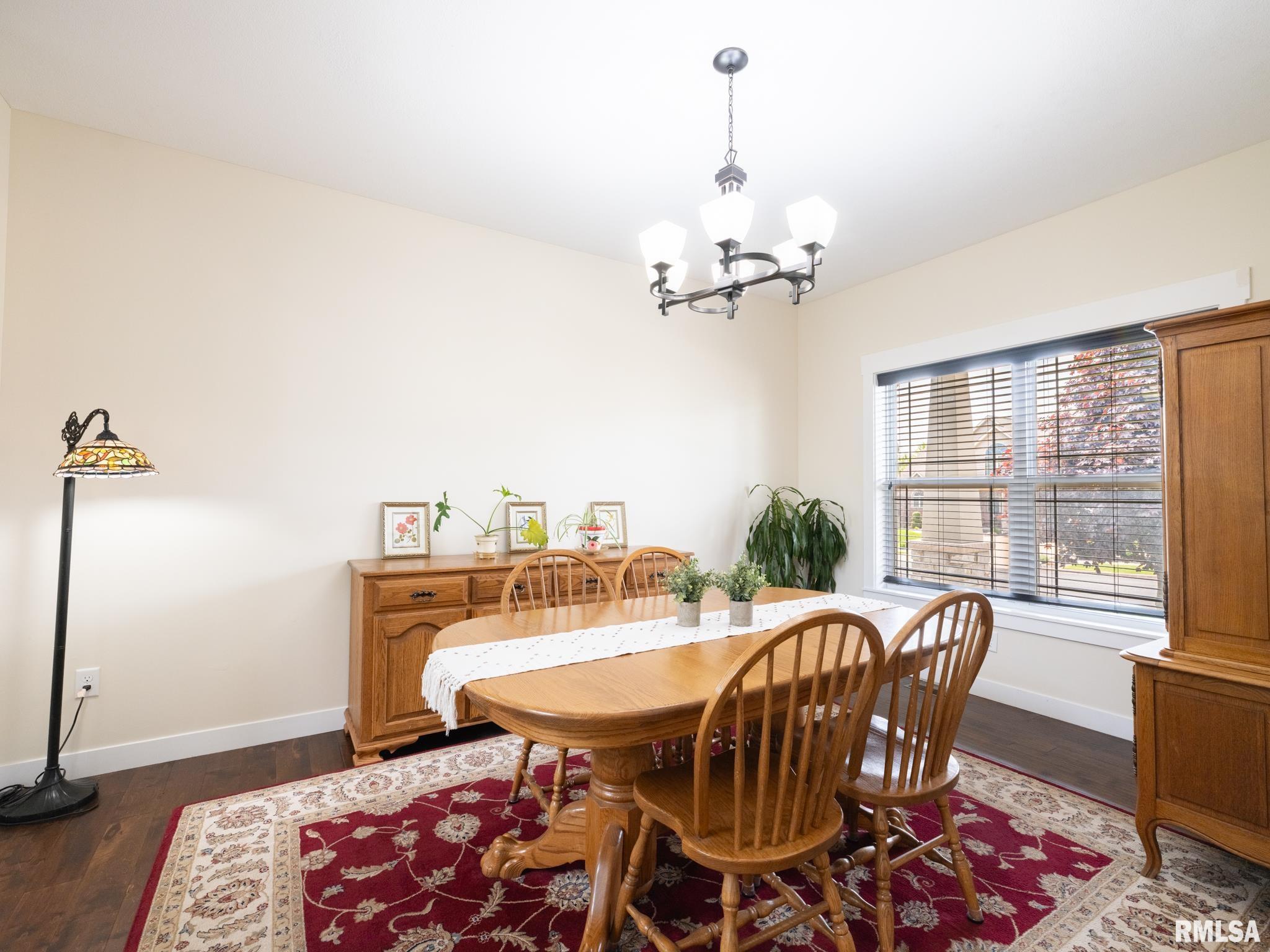 1209 DORCHESTER Court