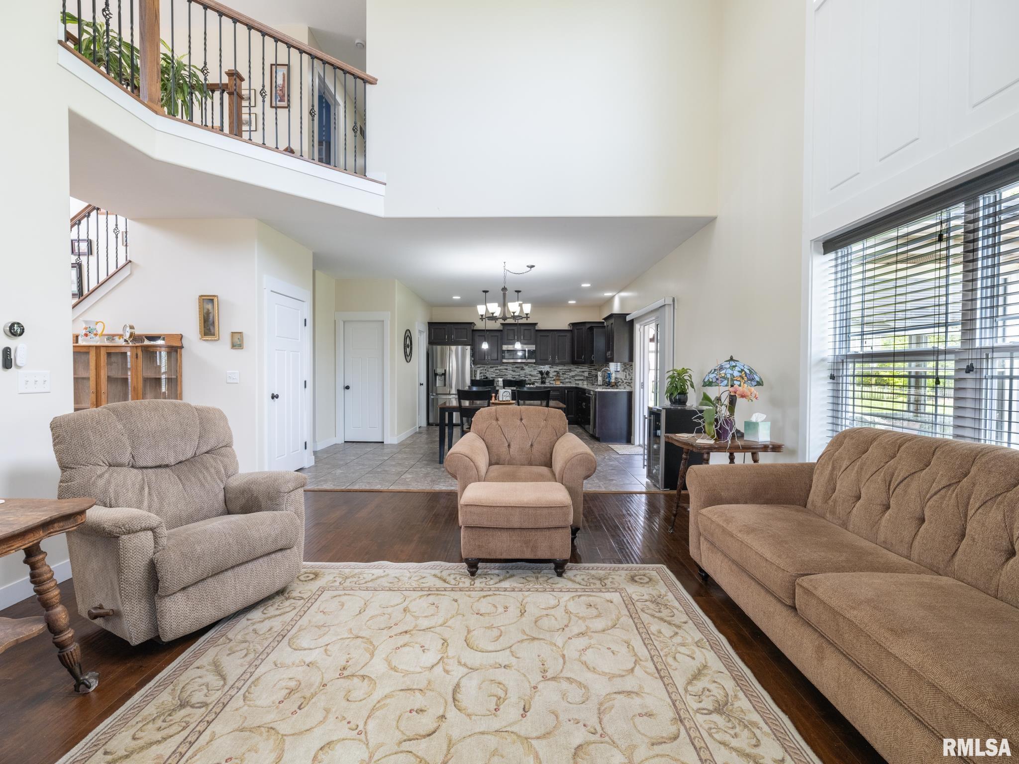 1209 DORCHESTER Court