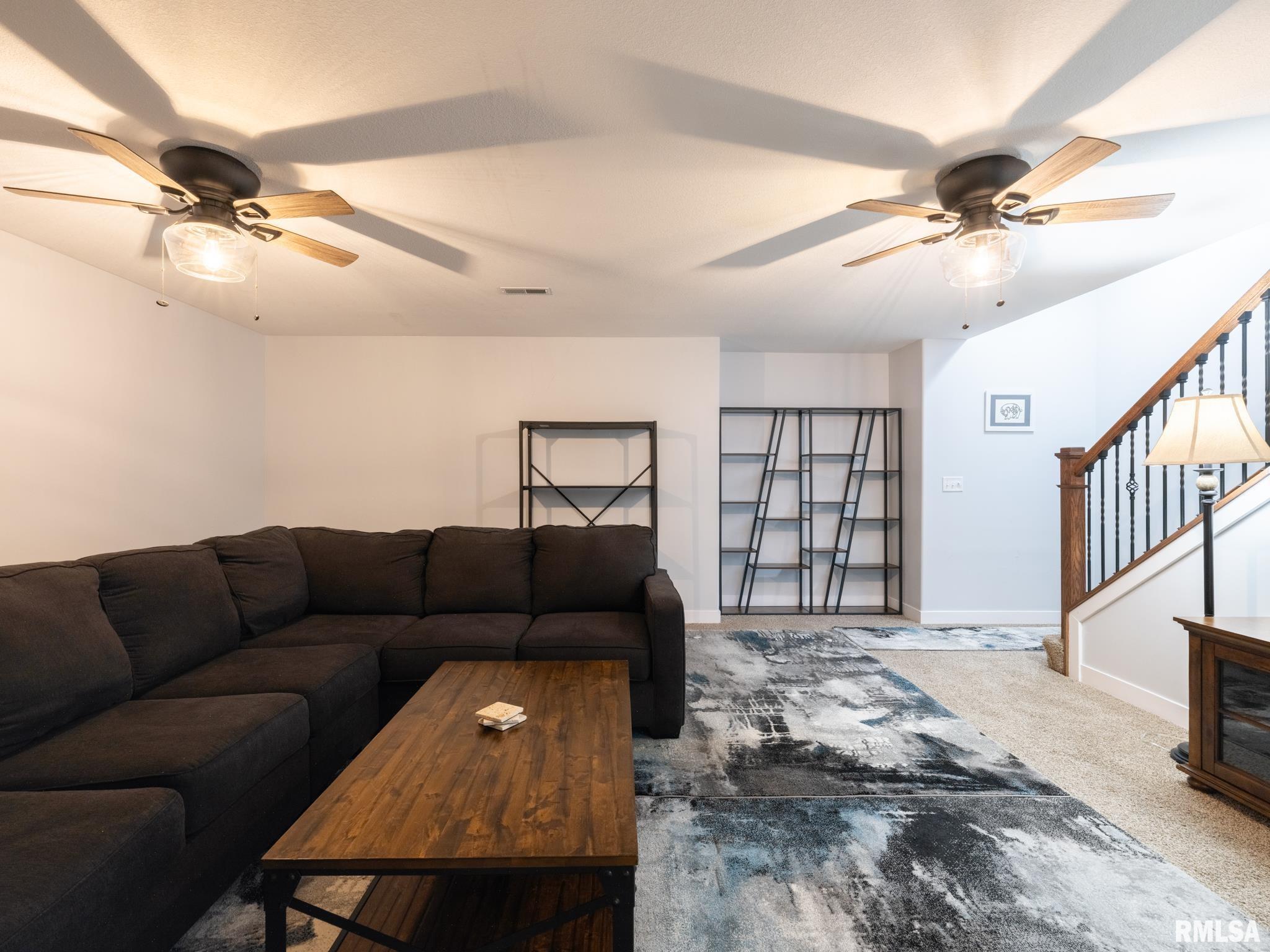 1209 DORCHESTER Court