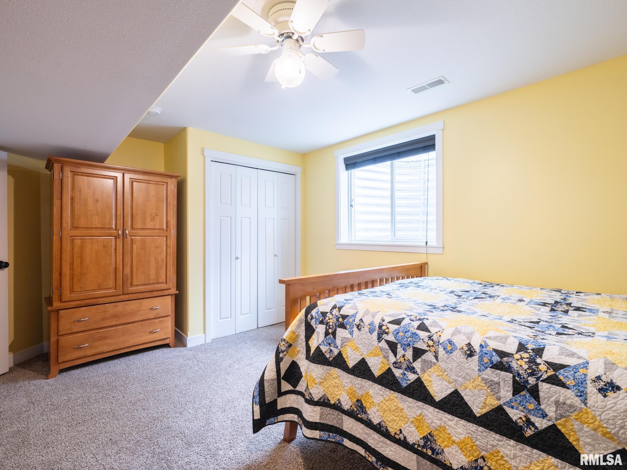 1209 DORCHESTER Court