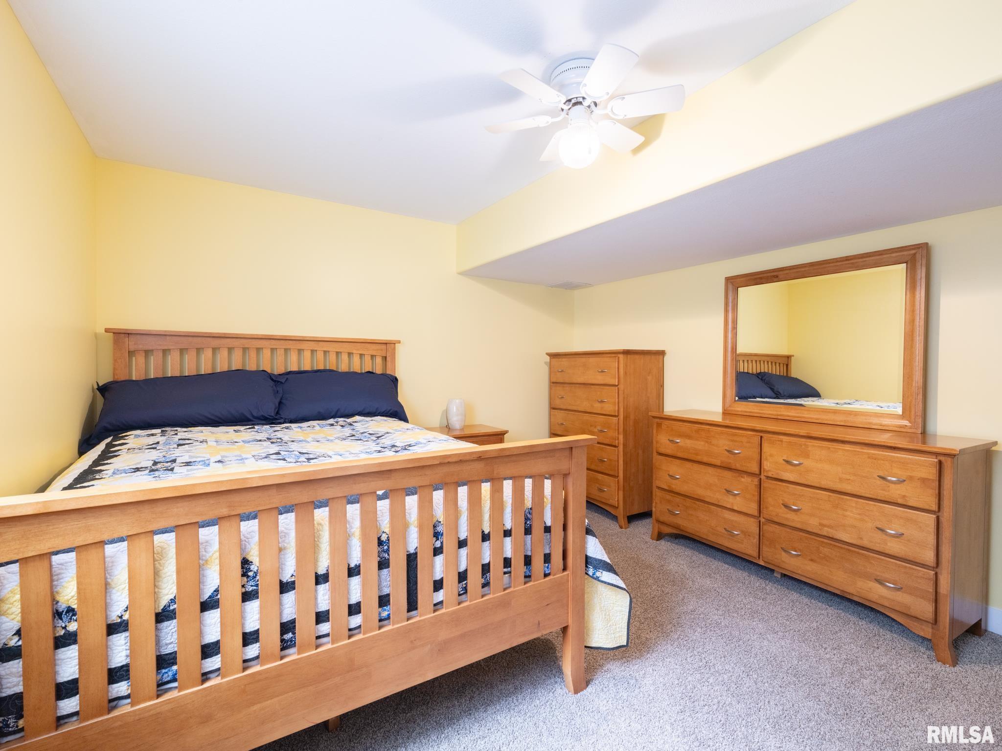 1209 DORCHESTER Court