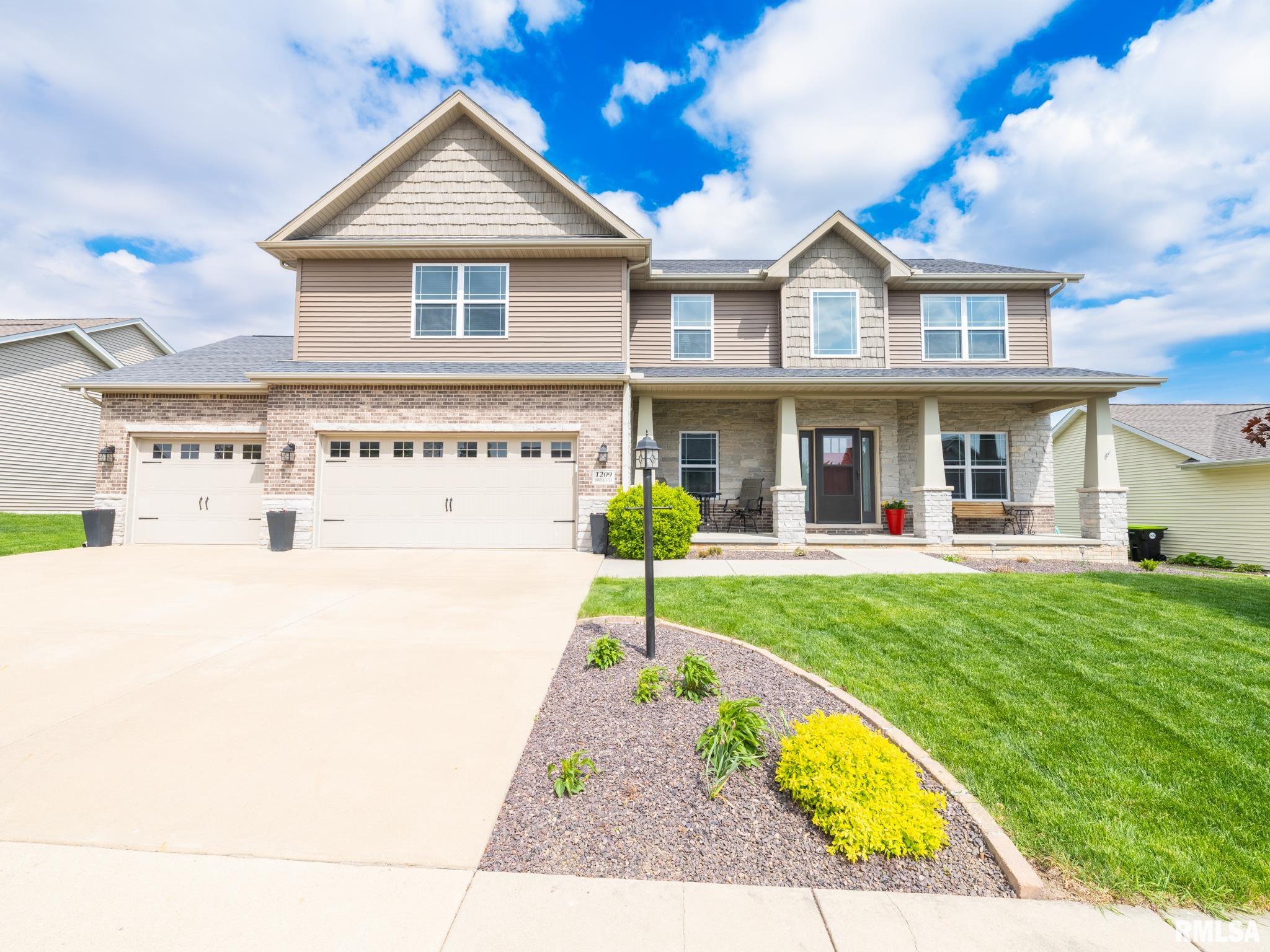 1209 DORCHESTER Court