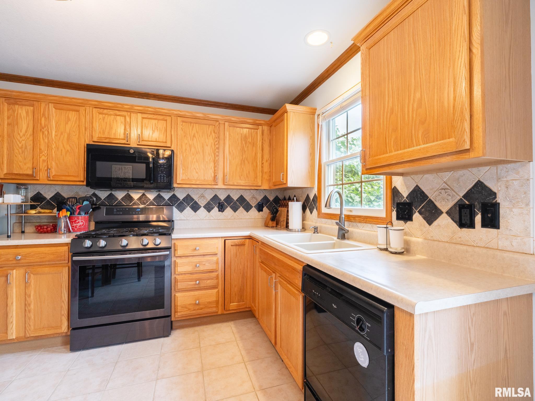 11426 N NORTHTRAIL Drive