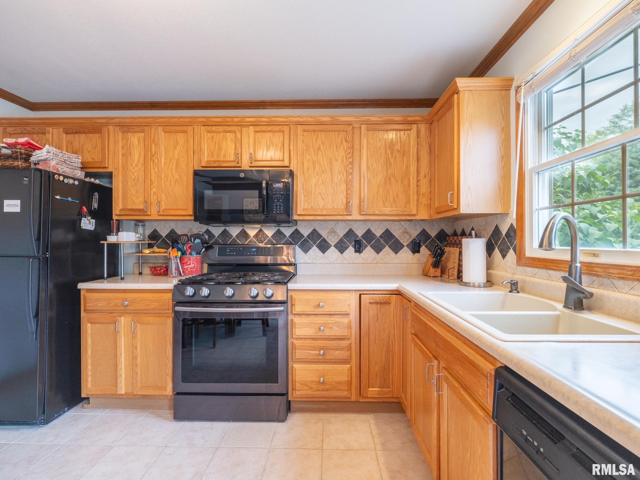 11426 N NORTHTRAIL Drive