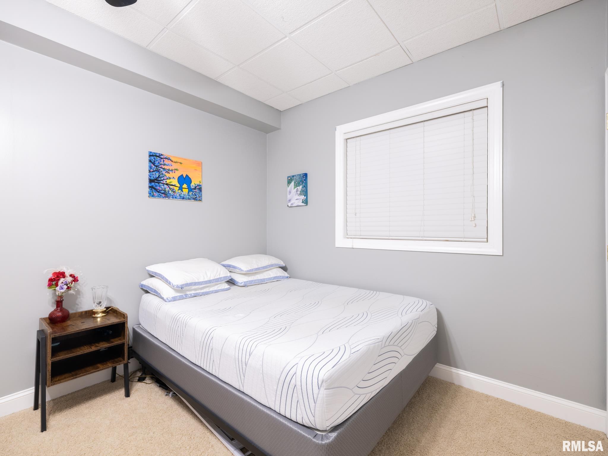 5800 W EAGLECREEK Drive