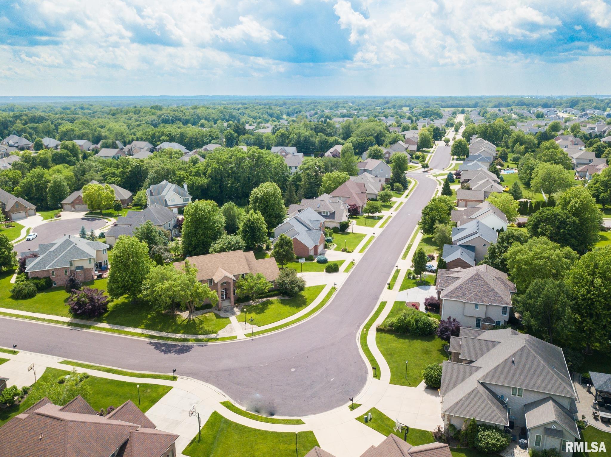 5800 W EAGLECREEK Drive