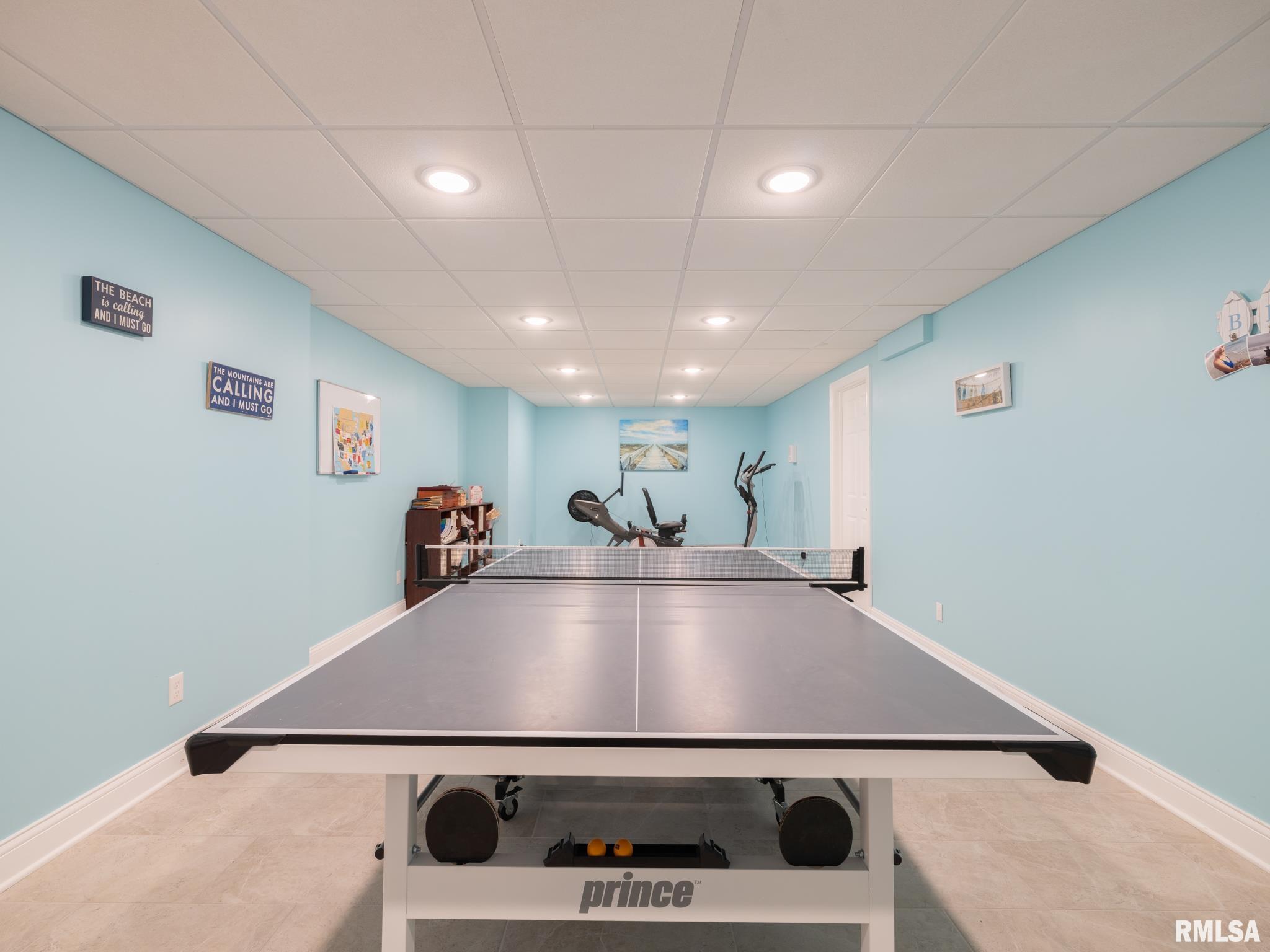 5800 W EAGLECREEK Drive