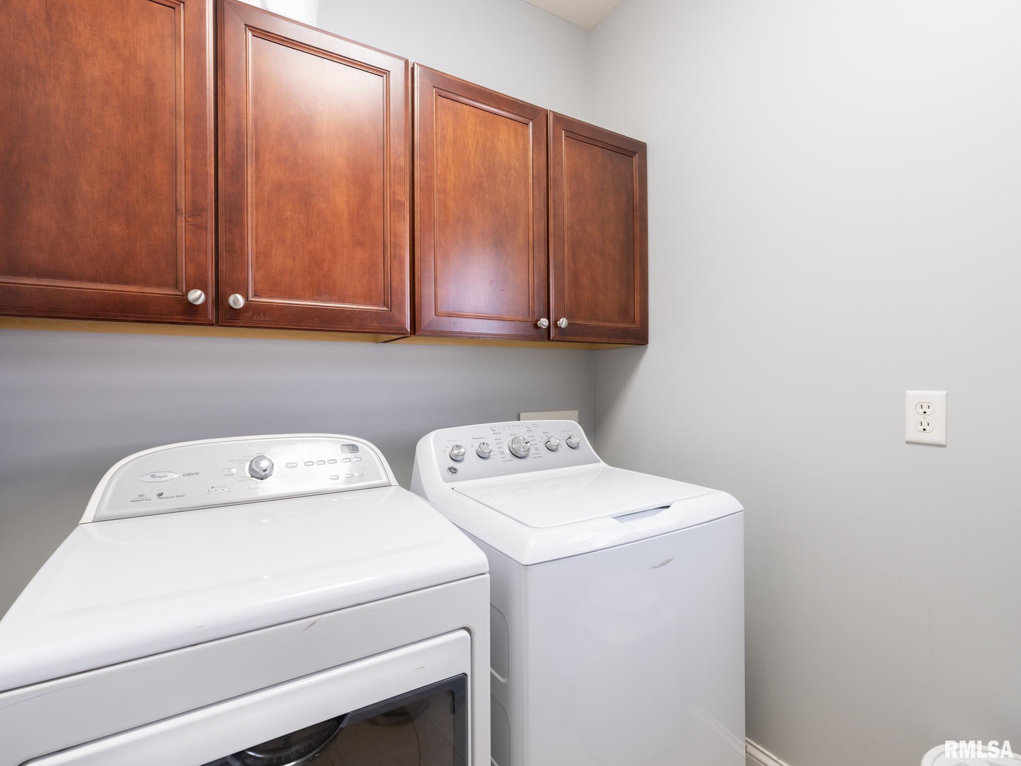 5800 W EAGLECREEK Drive