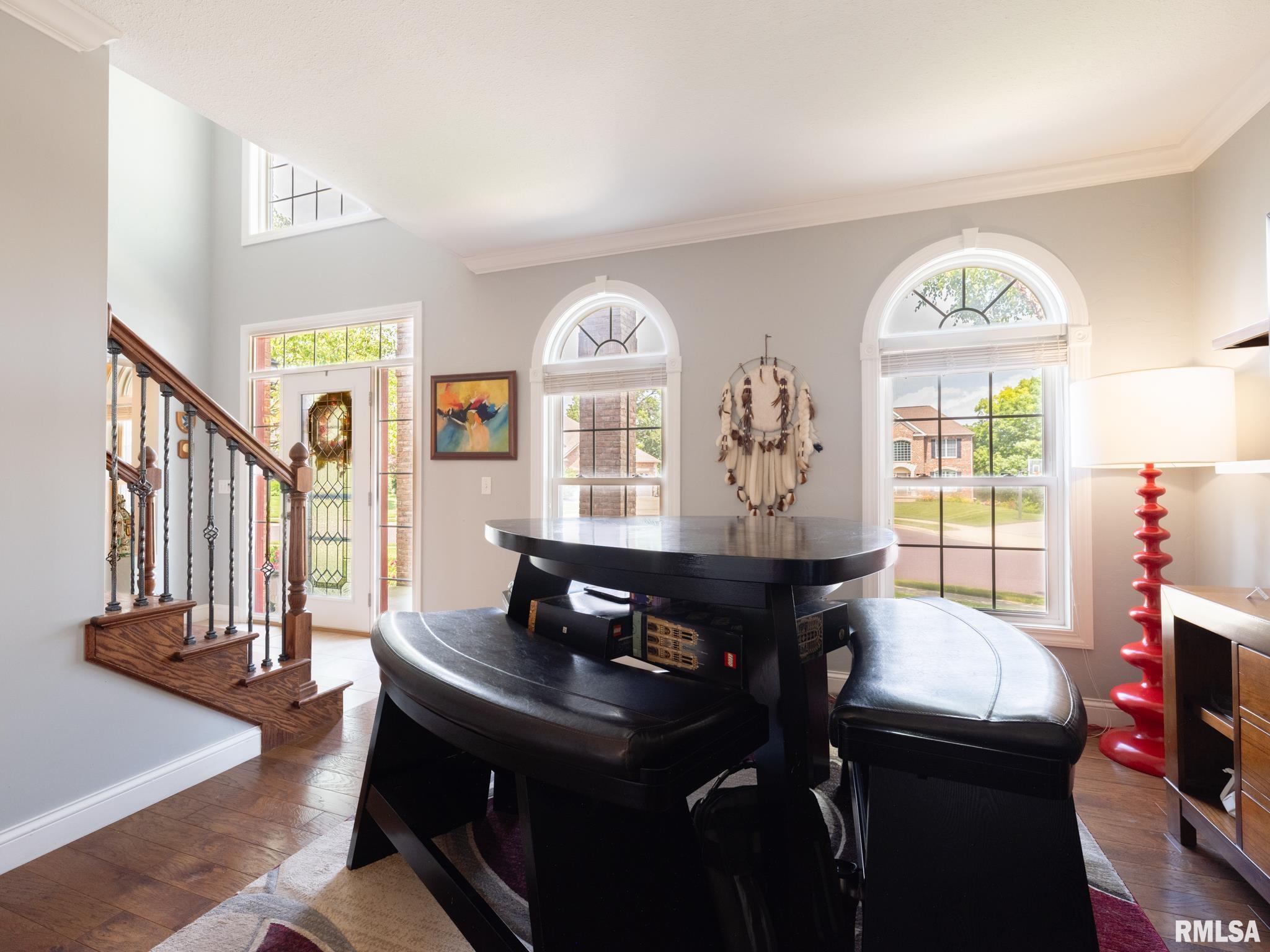 5800 W EAGLECREEK Drive