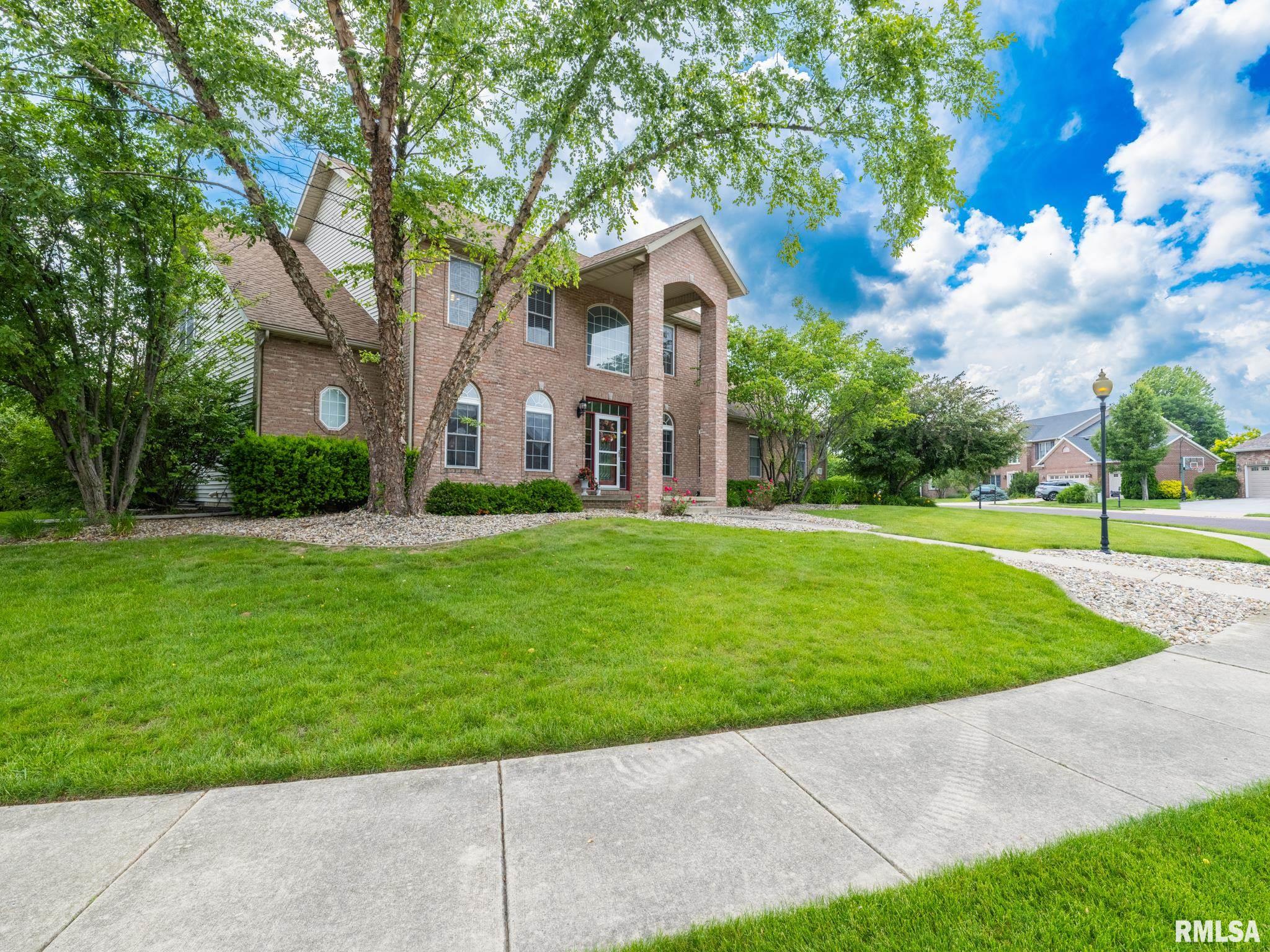 5800 W EAGLECREEK Drive