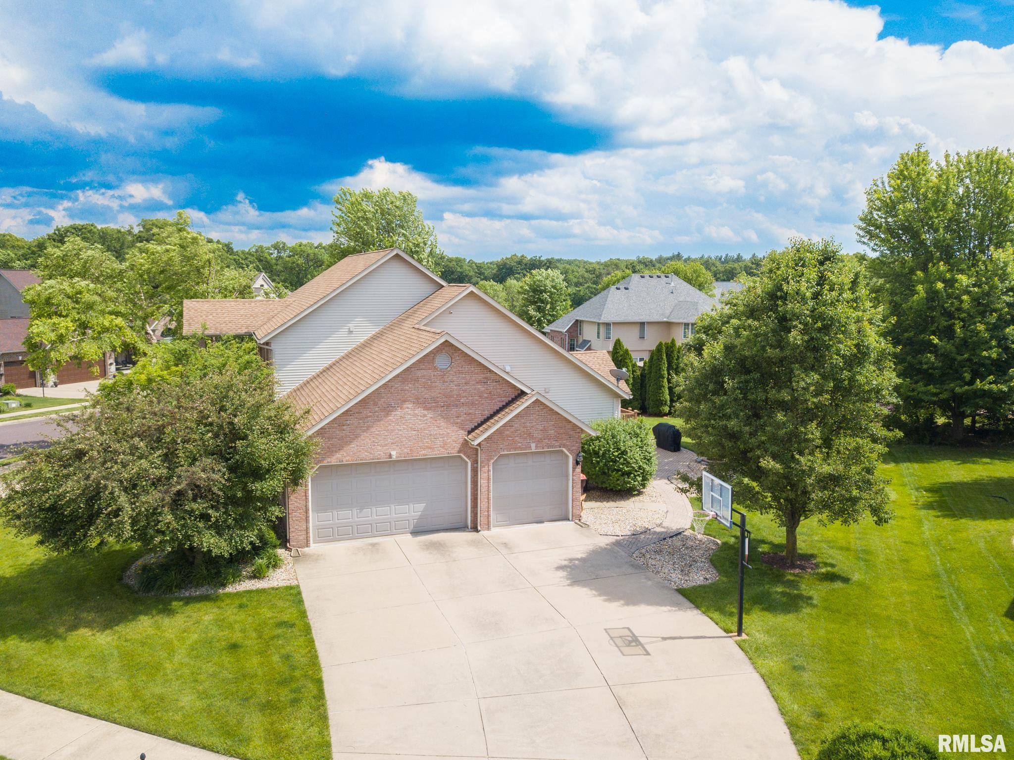 5800 W EAGLECREEK Drive