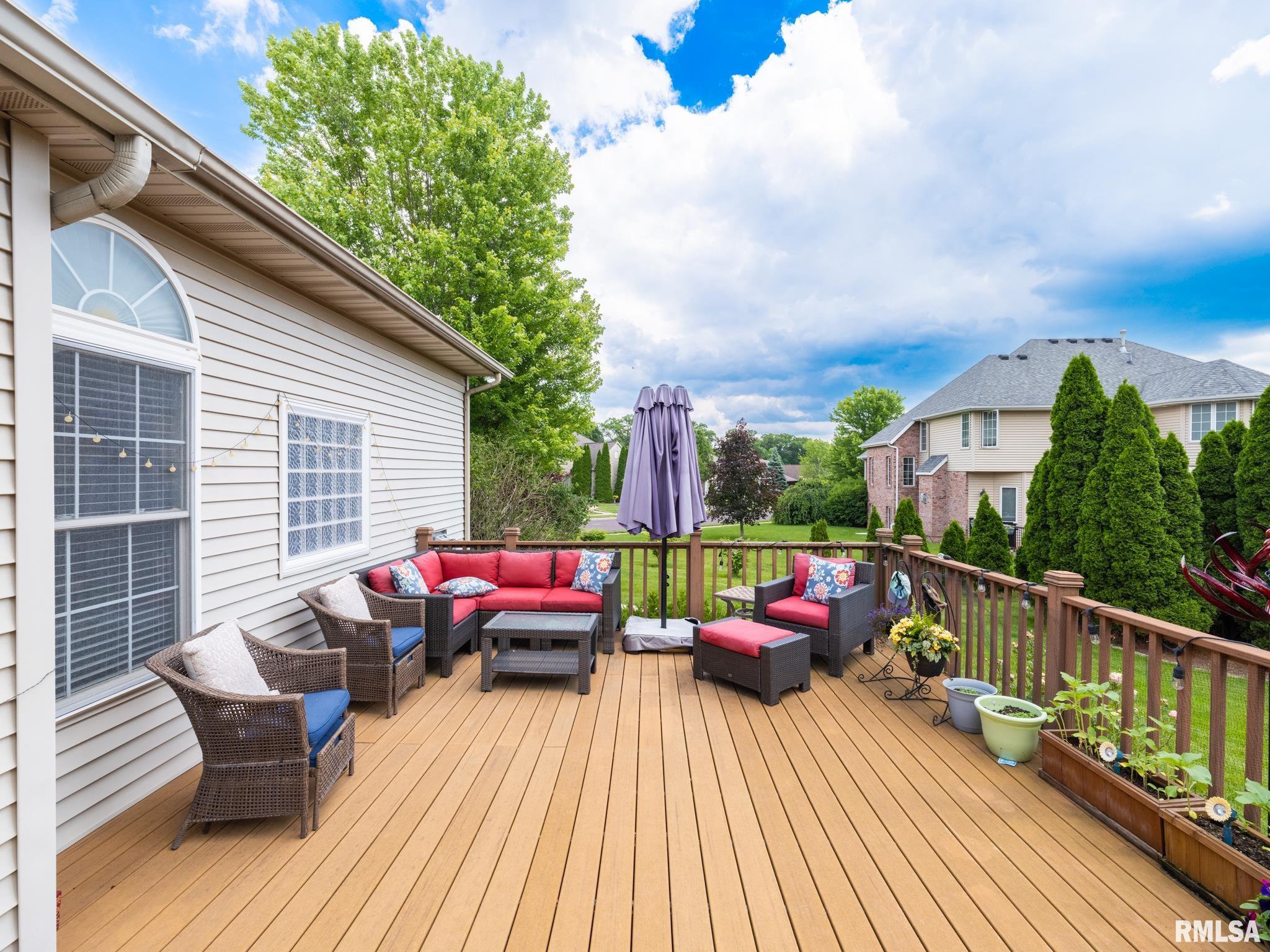 5800 W EAGLECREEK Drive