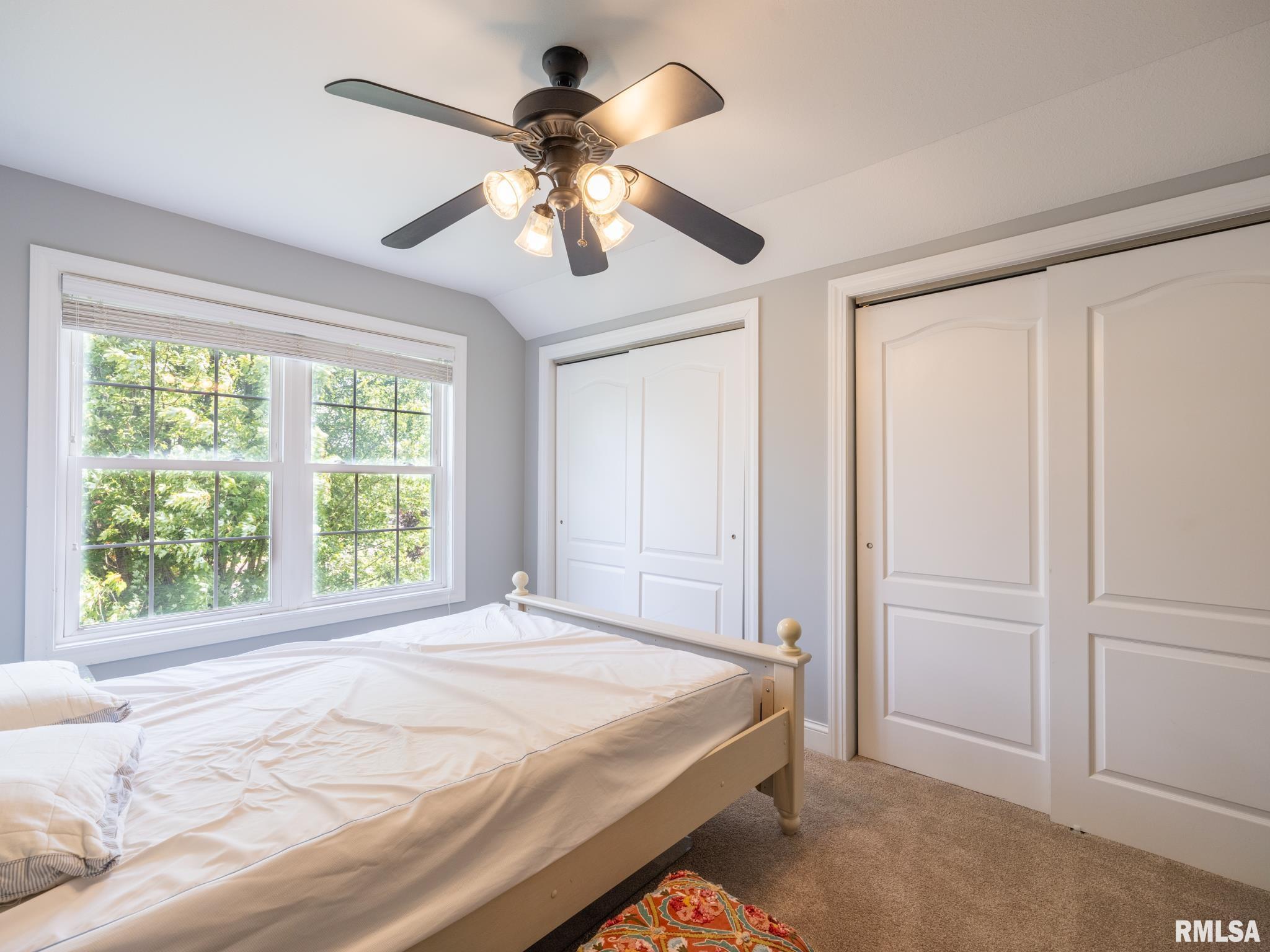 5800 W EAGLECREEK Drive