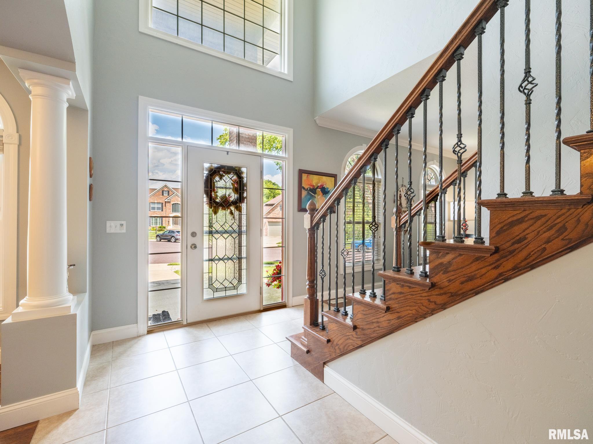 5800 W EAGLECREEK Drive