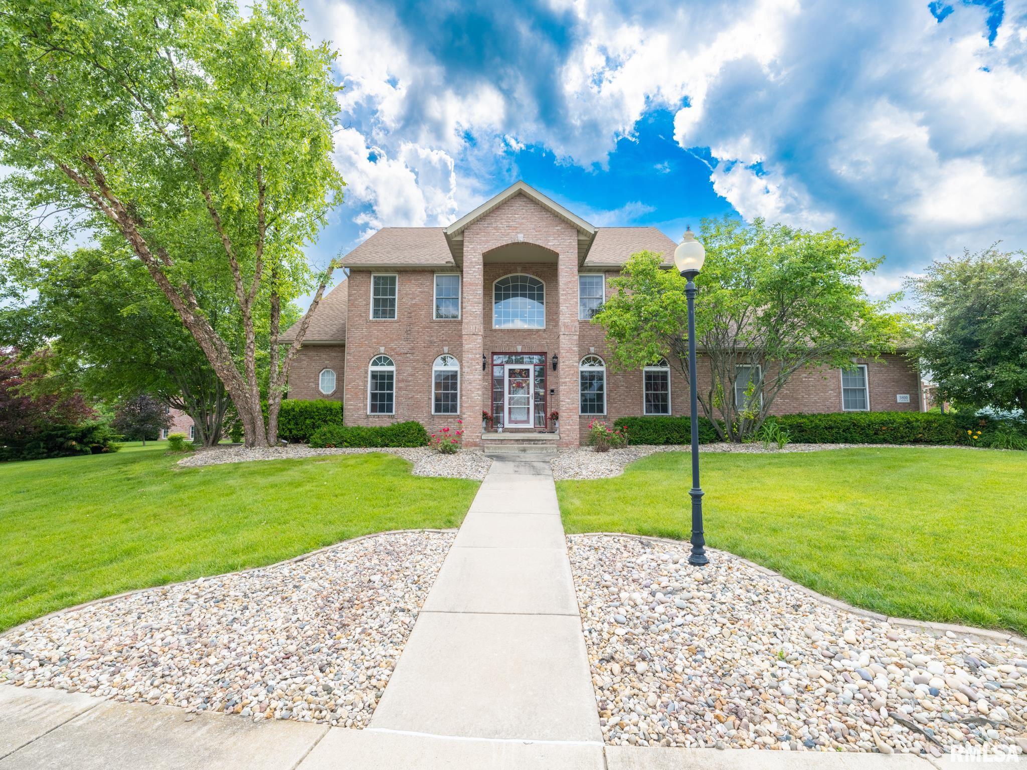 5800 W EAGLECREEK Drive