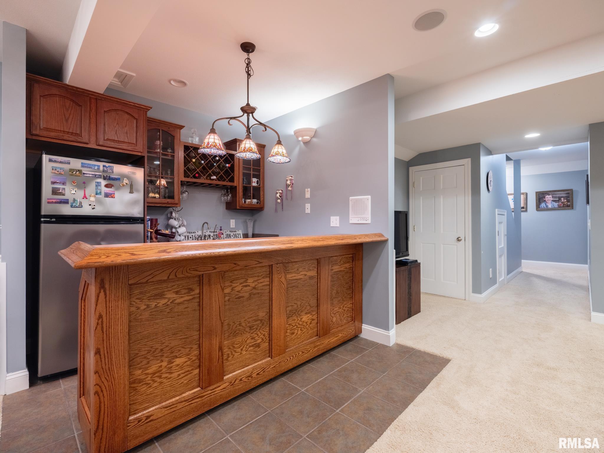 5800 W EAGLECREEK Drive