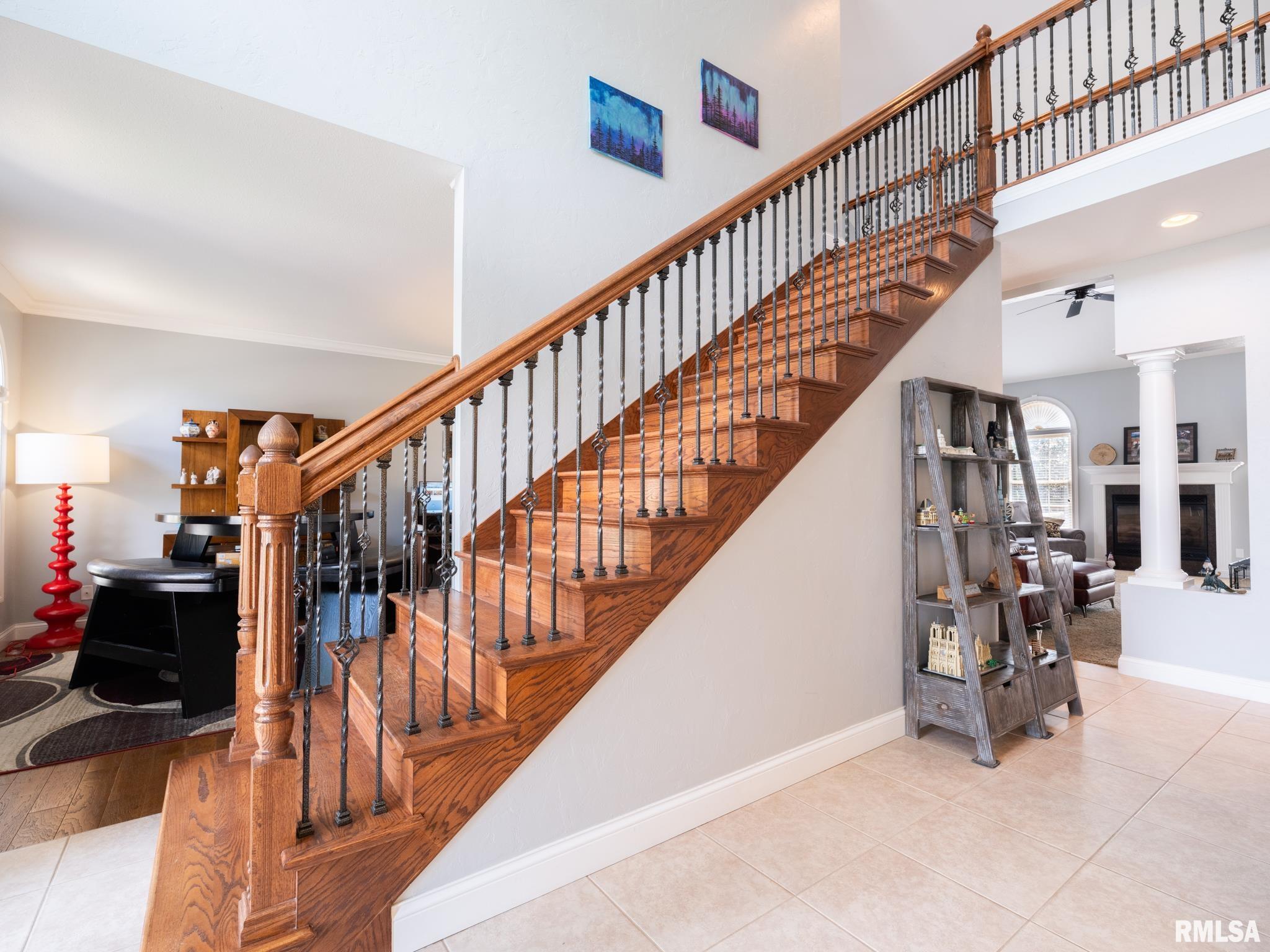 5800 W EAGLECREEK Drive