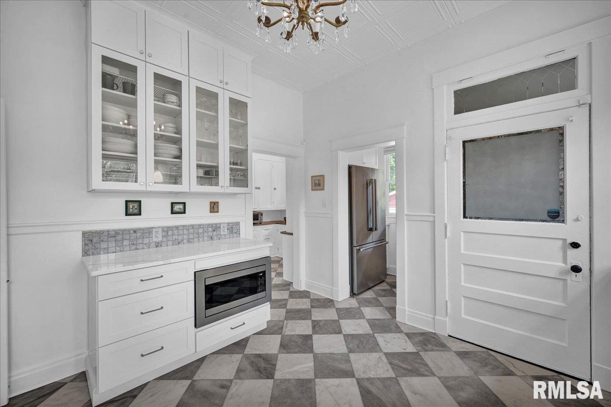 801 WASHINGTON Street