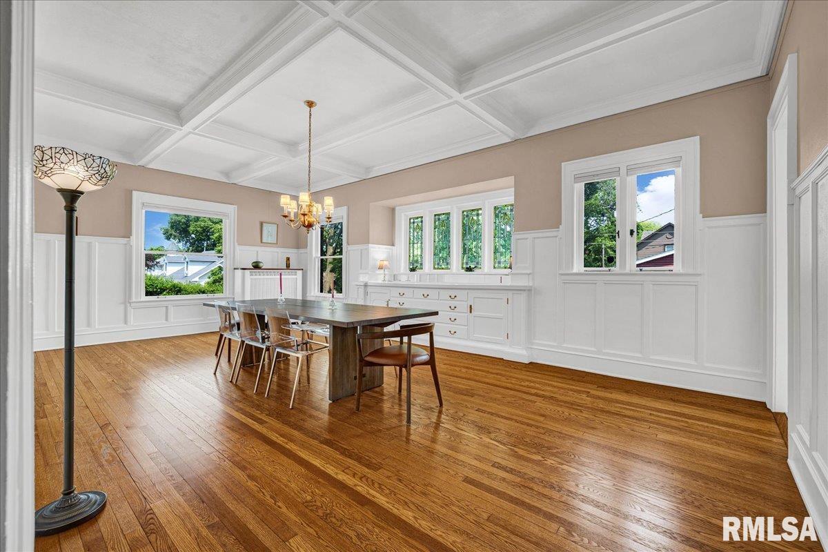 801 WASHINGTON Street