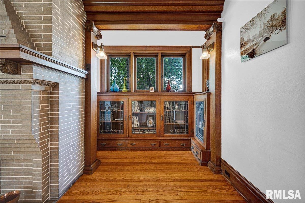 801 WASHINGTON Street