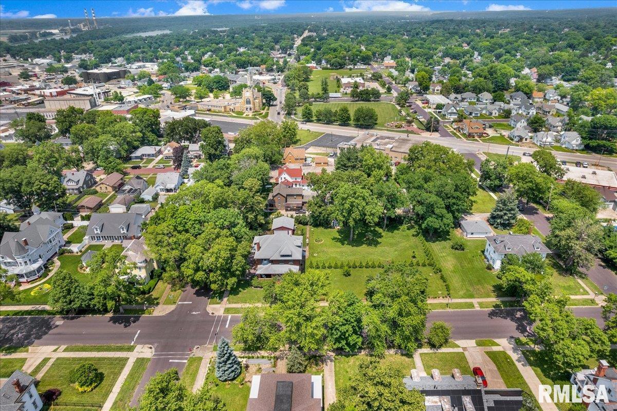 801 WASHINGTON Street