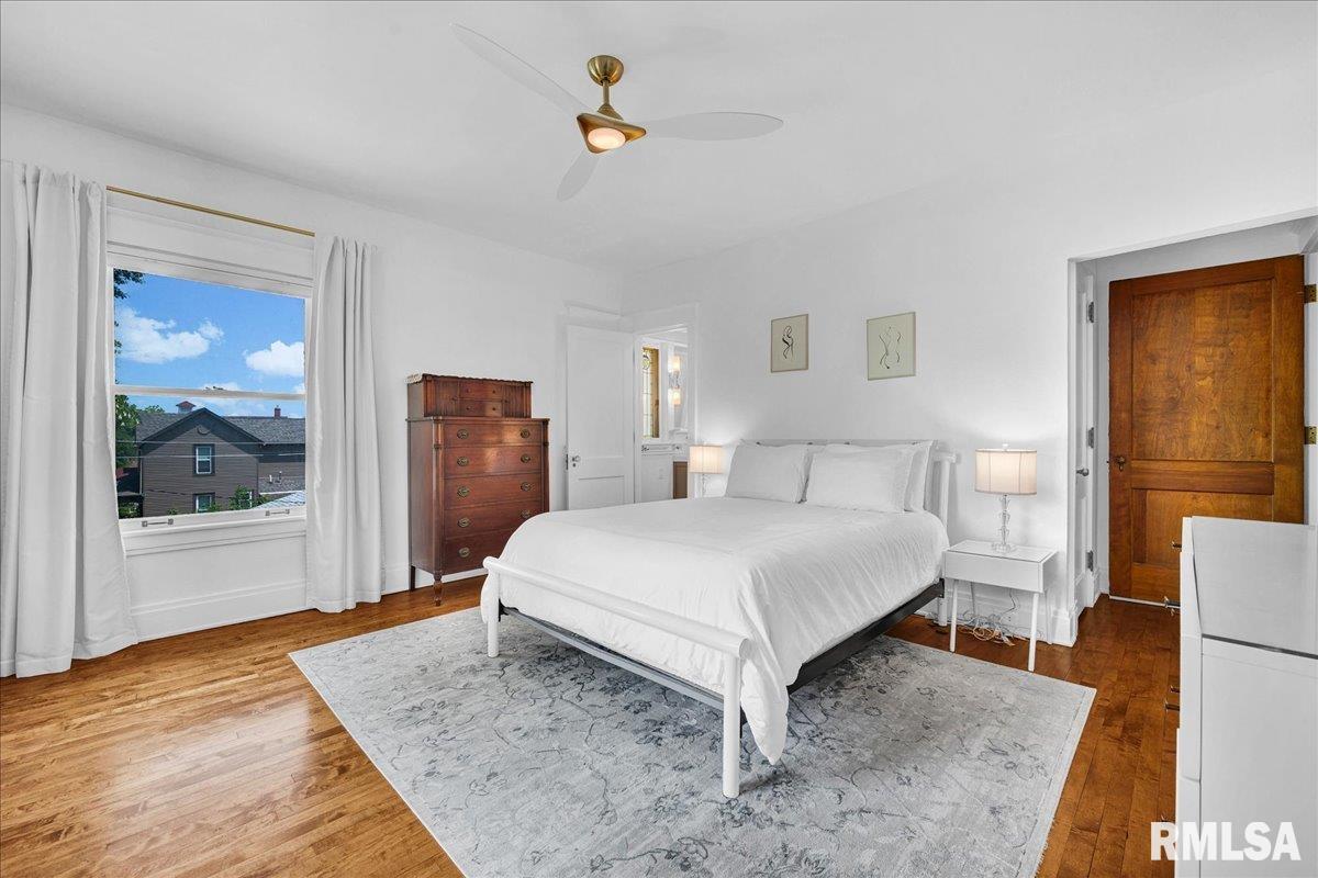 801 WASHINGTON Street