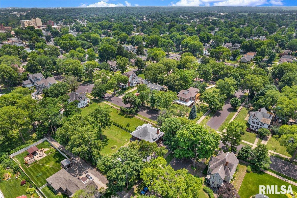 801 WASHINGTON Street