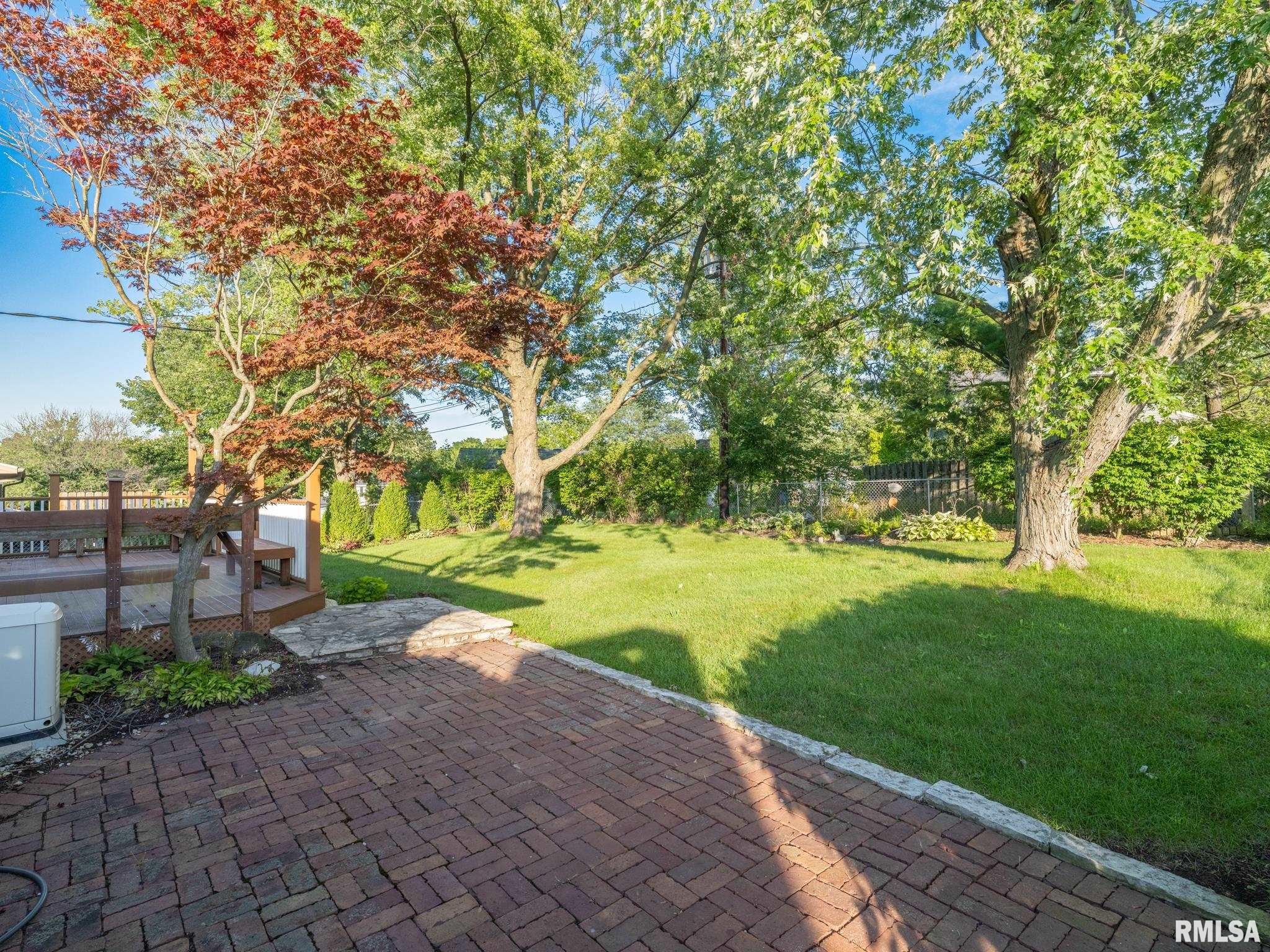 1602 W Lincoln Wood Place