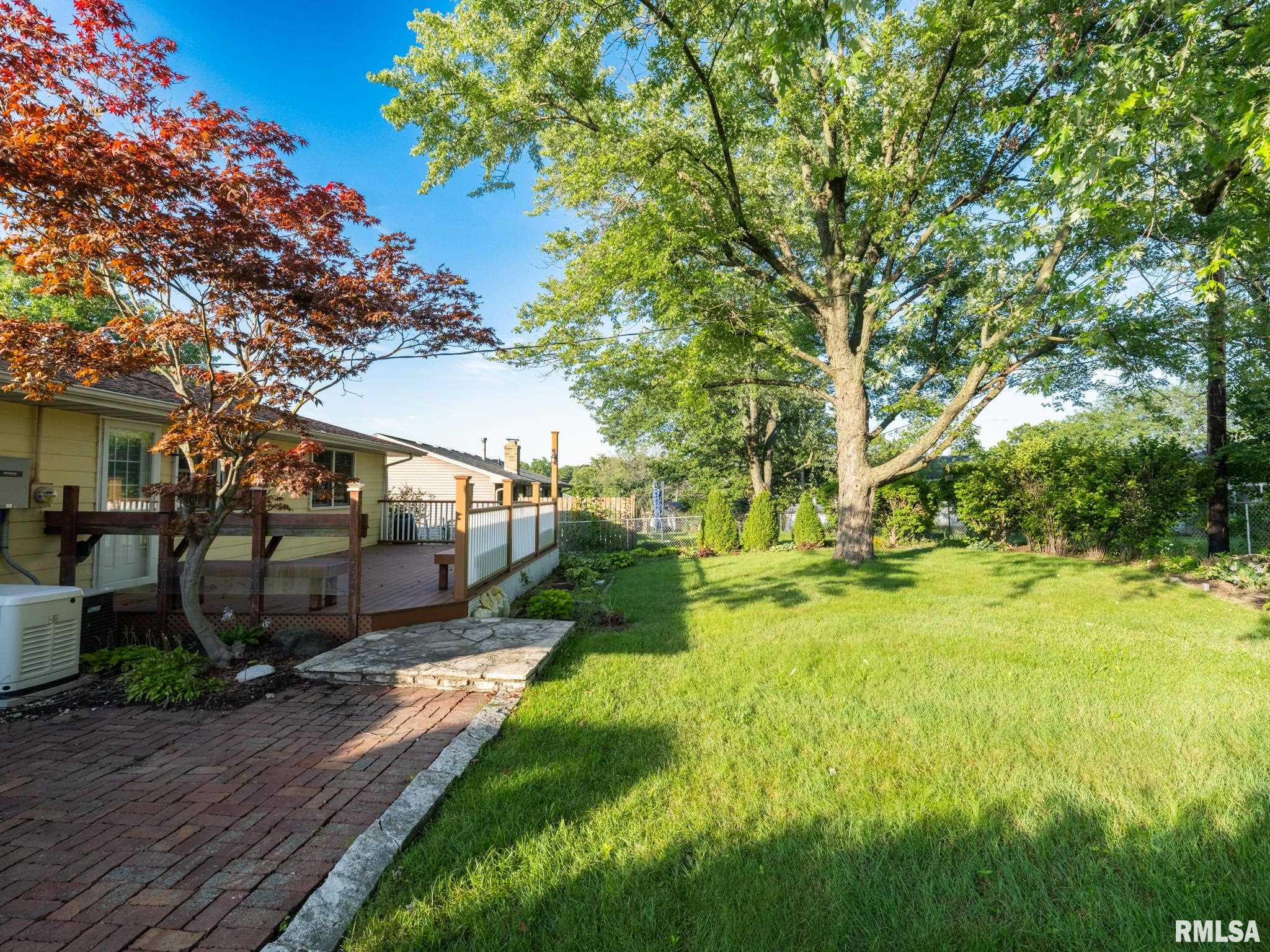 1602 W Lincoln Wood Place