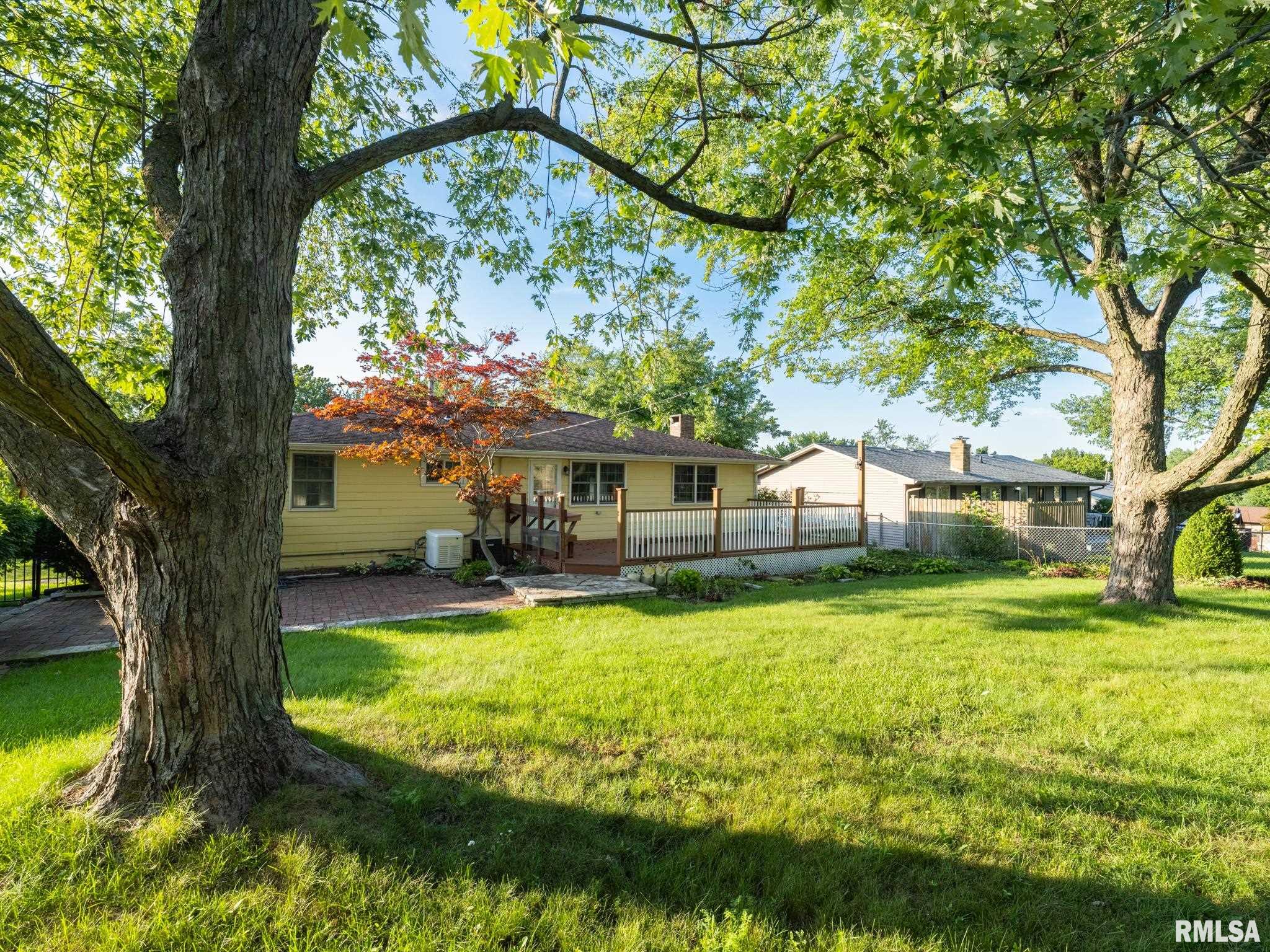 1602 W Lincoln Wood Place