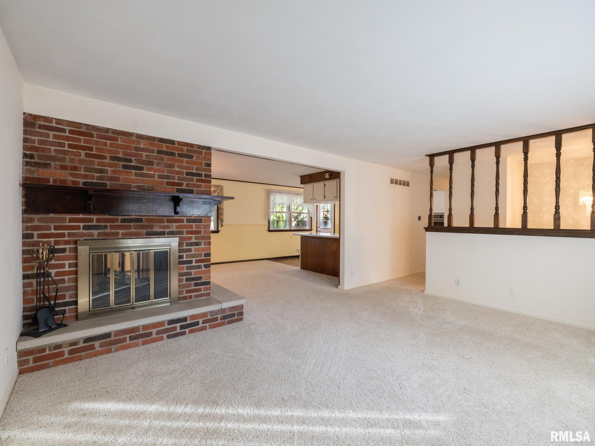 1602 W Lincoln Wood Place