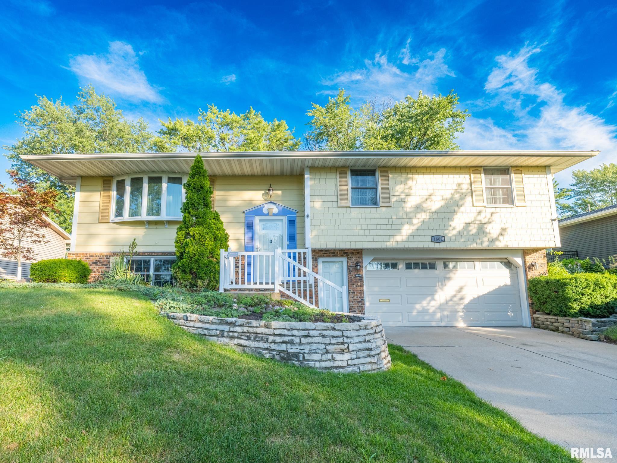 1602 W Lincoln Wood Place