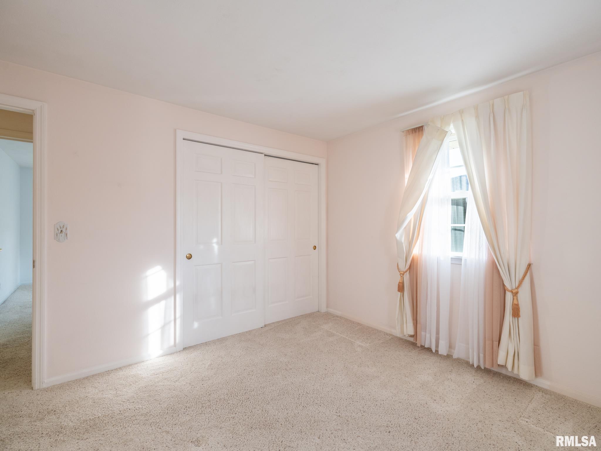 1602 W Lincoln Wood Place